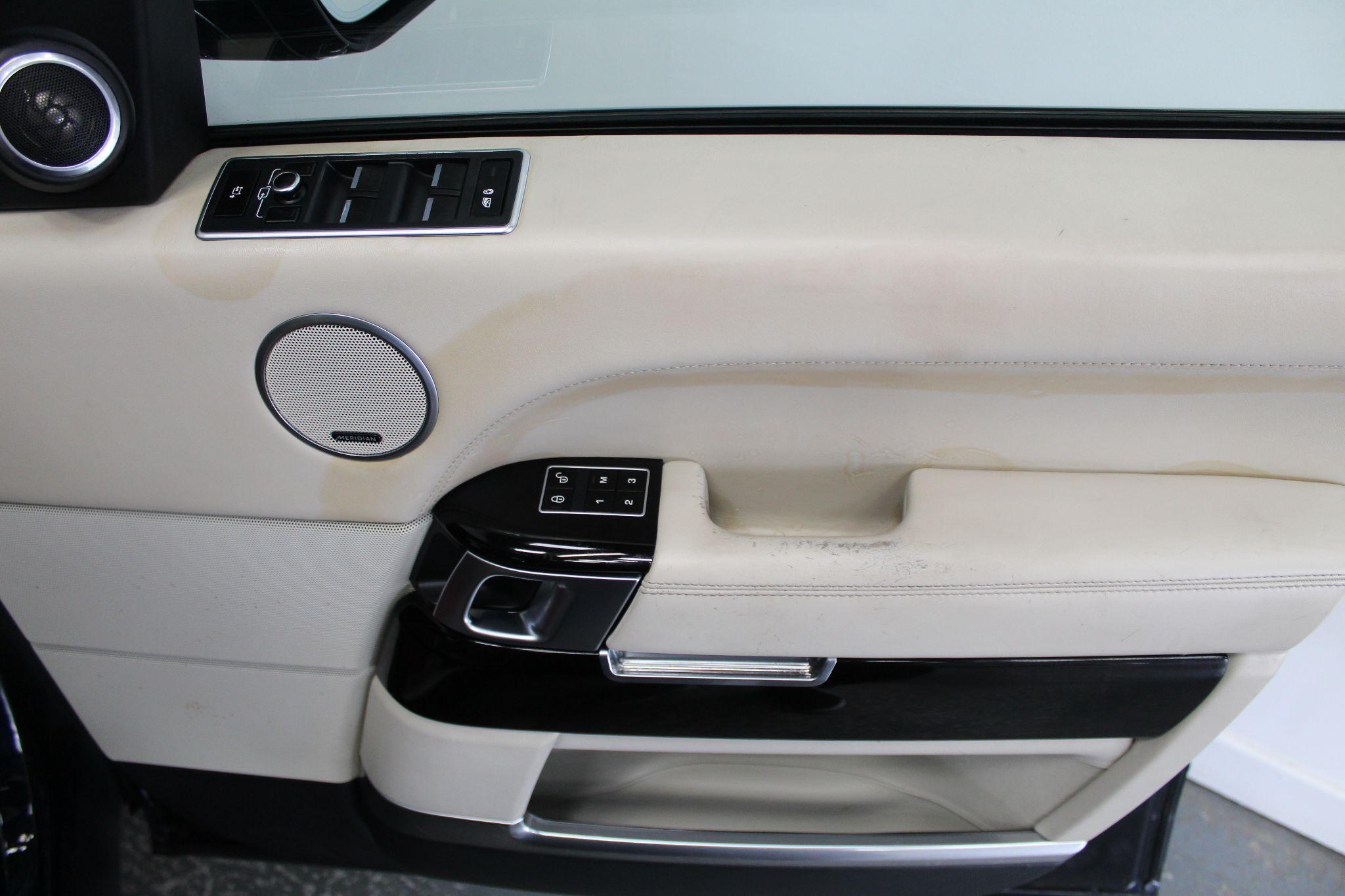 Land Rover Range Rover view 62
