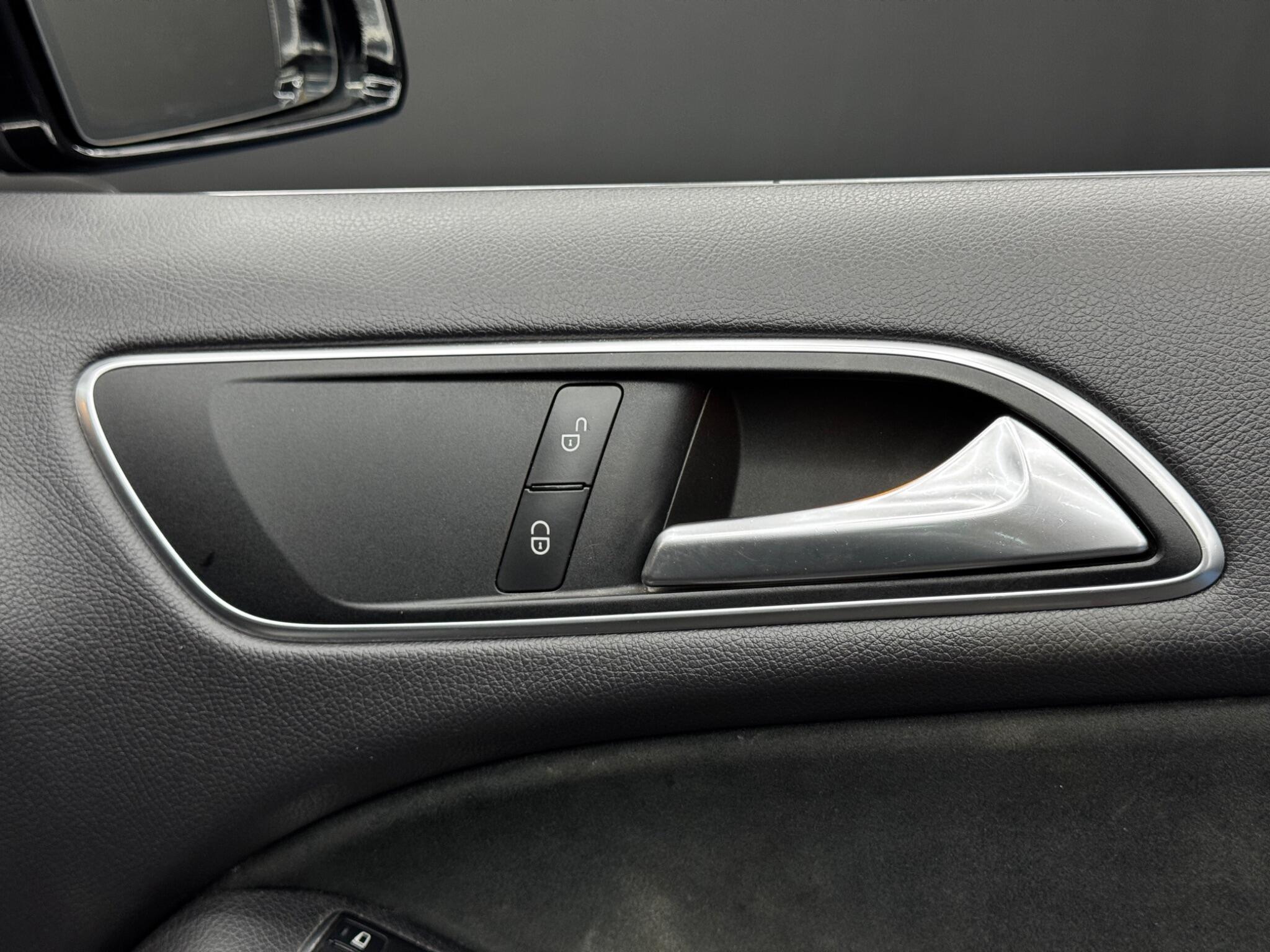 Mercedes-Benz B-Class view 37