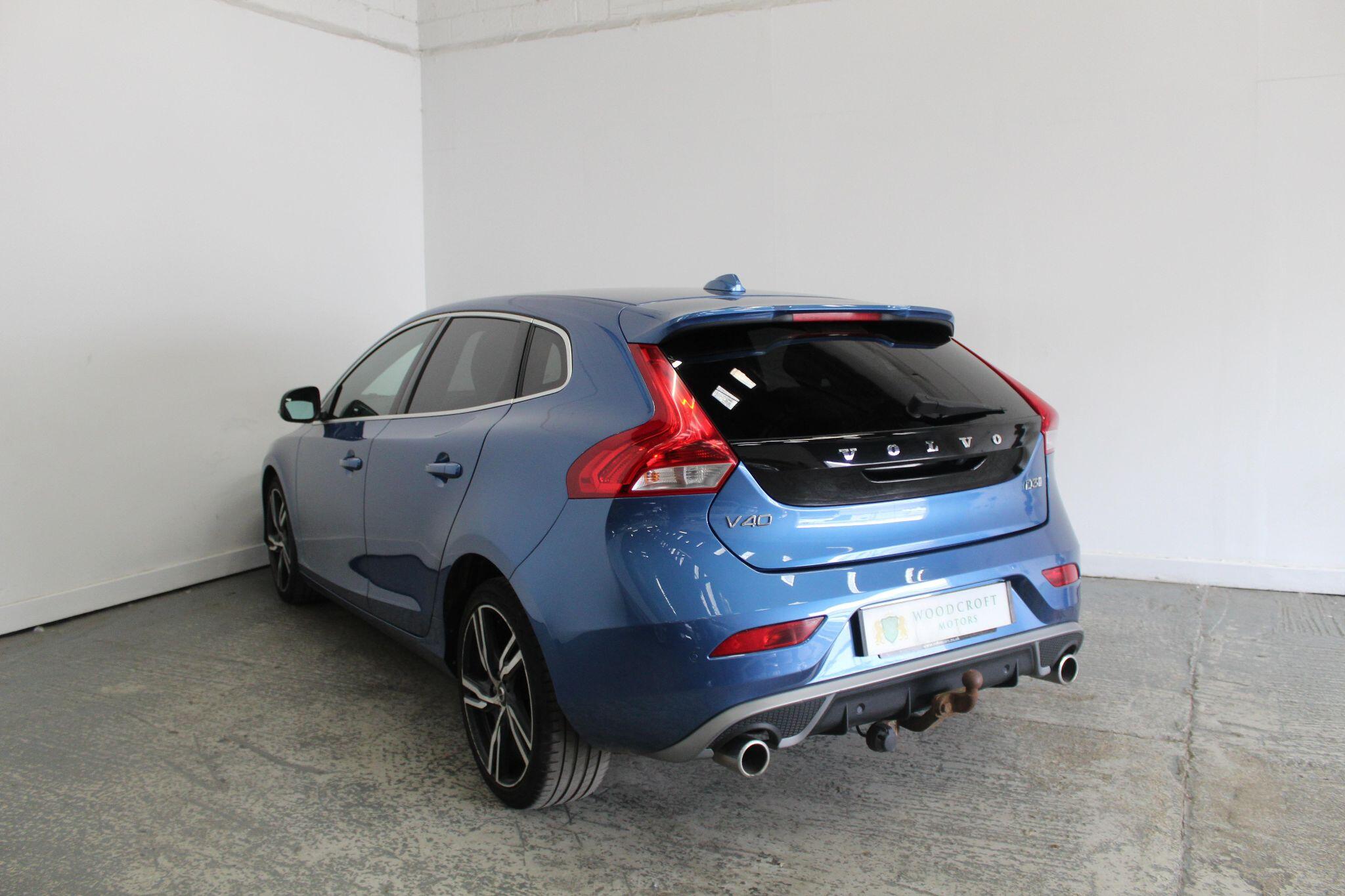 Volvo V40 view 7
