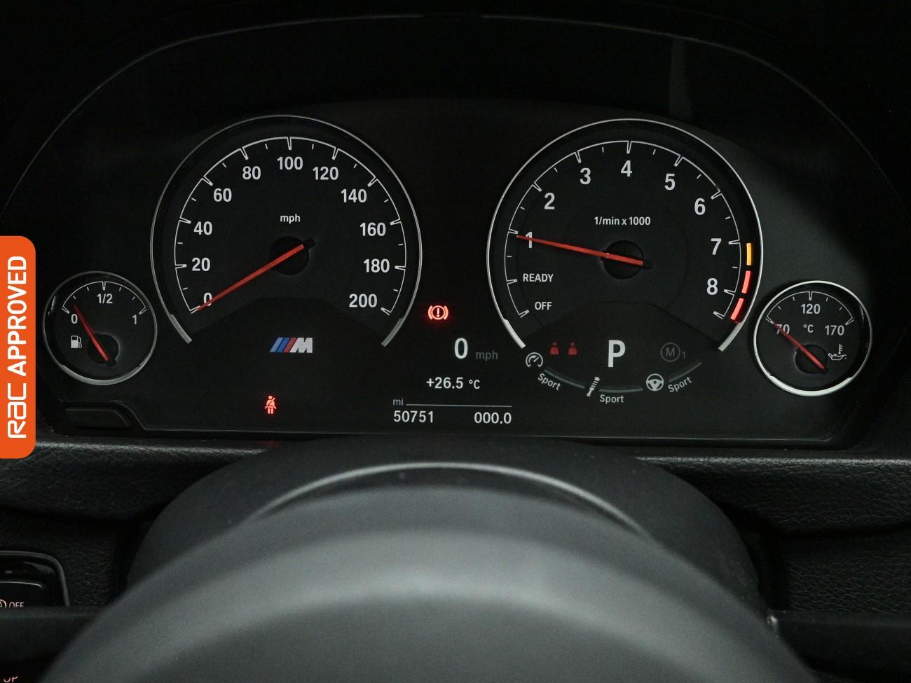 BMW M4 view 11