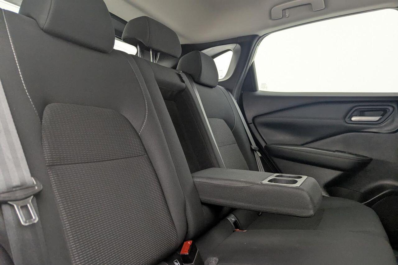 Nissan Qashqai view 17