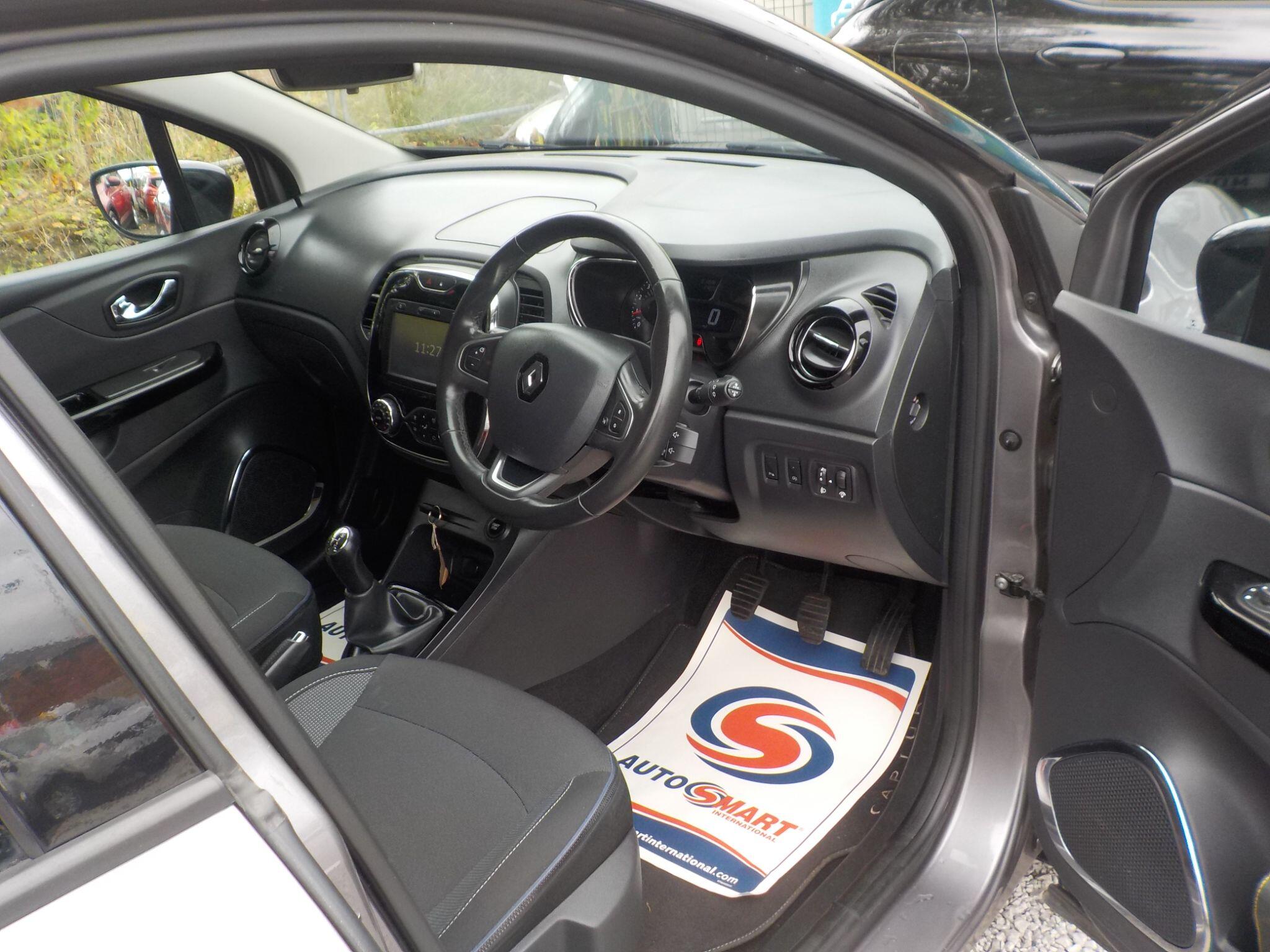 Renault Captur 1.5 dCi ENERGY Dynamique S Nav Euro 6 (s/s) 5dr