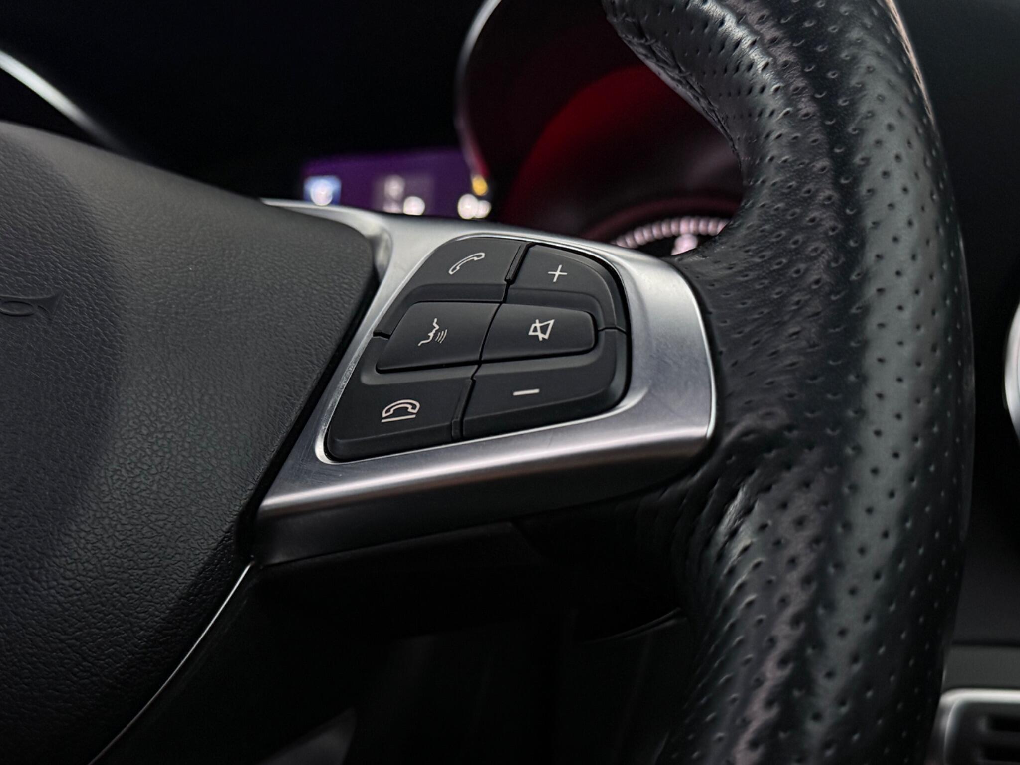 Mercedes-Benz GLC view 15