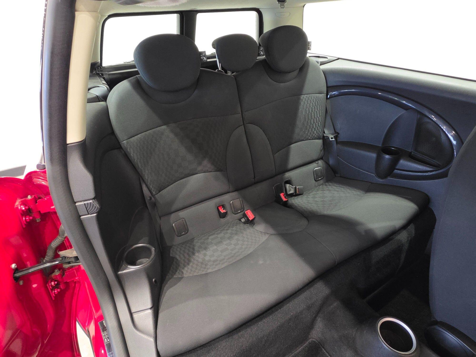 Mini Clubman view 20