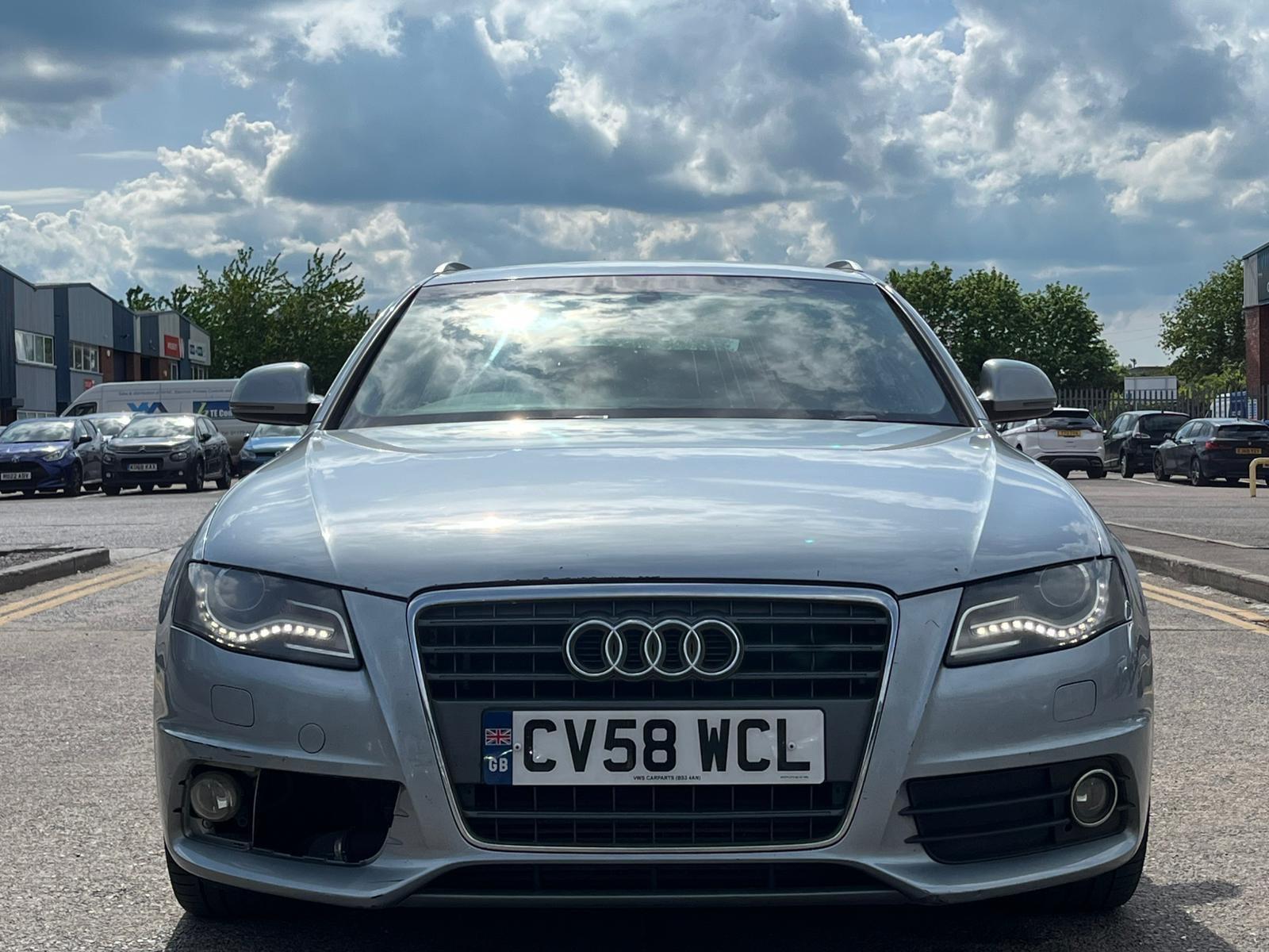 Audi A4 view 7