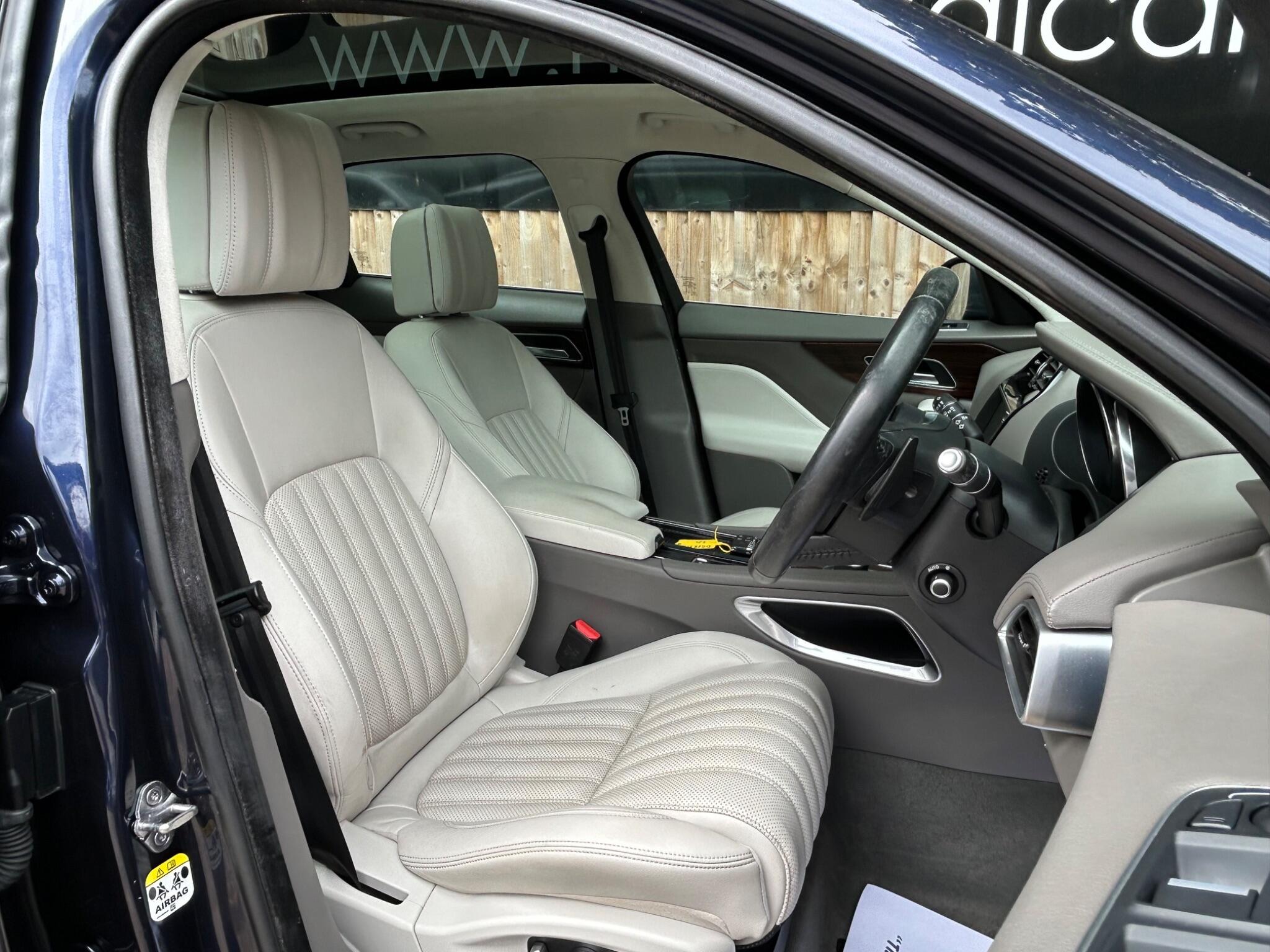 Jaguar F-Pace view 3