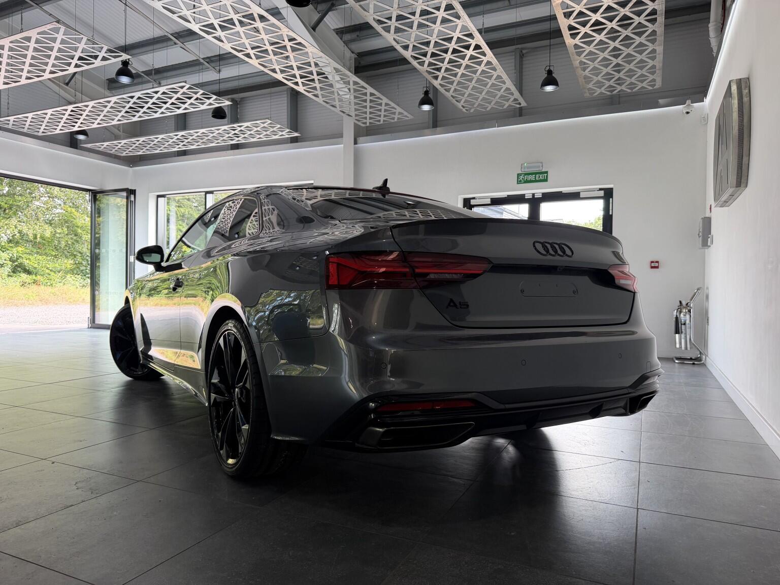 Audi A5 view 8