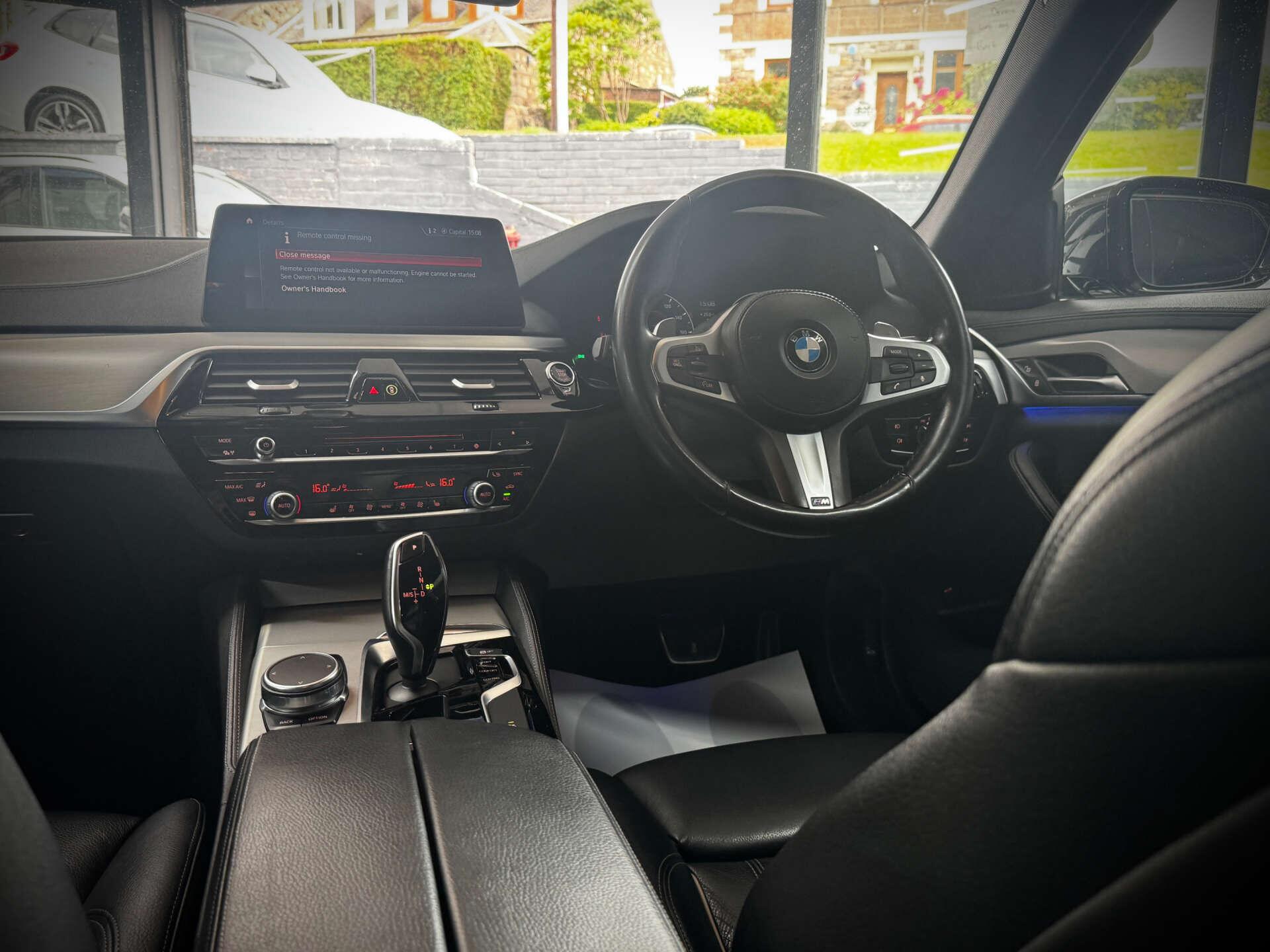 BMW 5 Series view 54