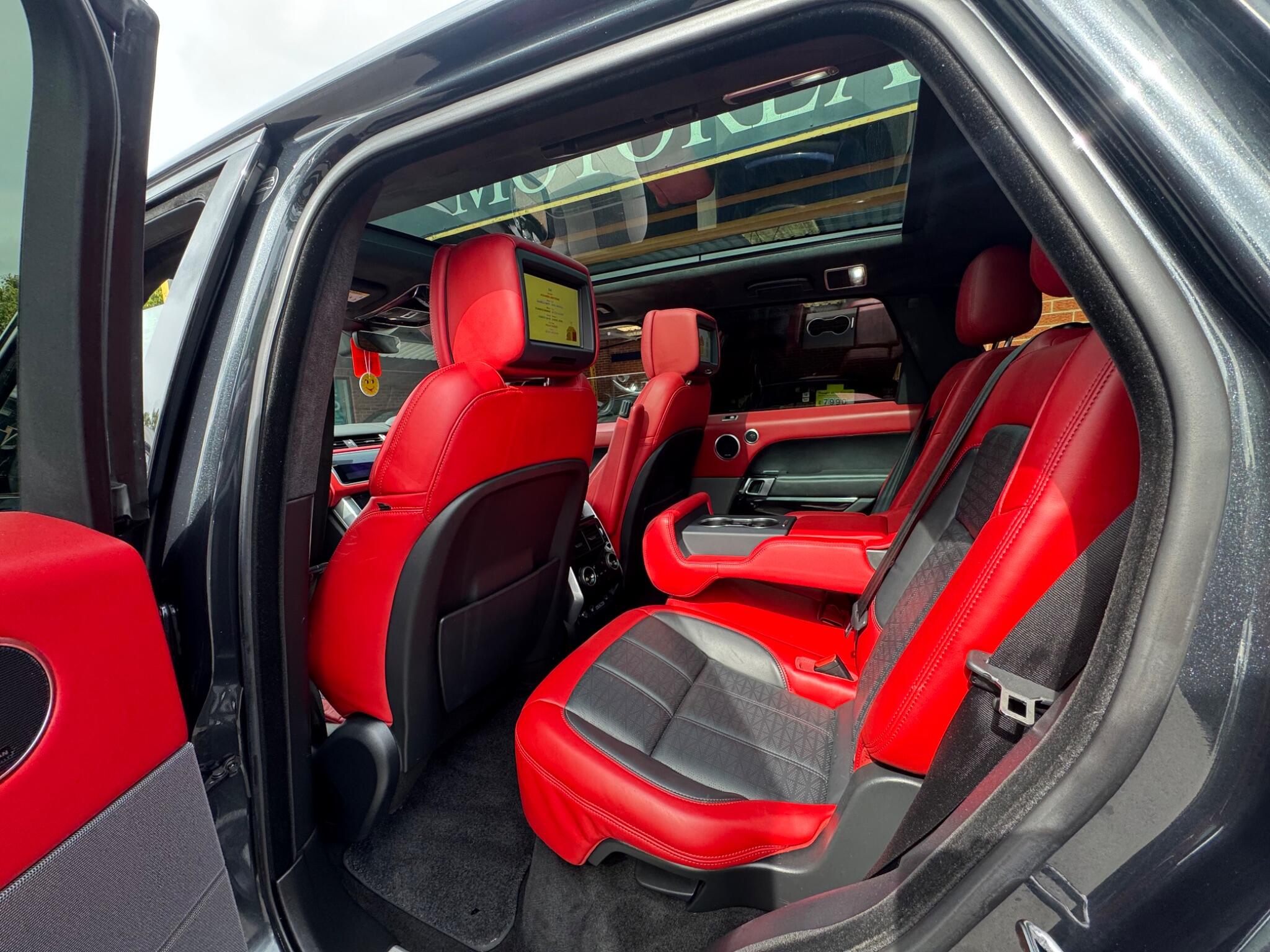 Land Rover Range Rover Sport view 8