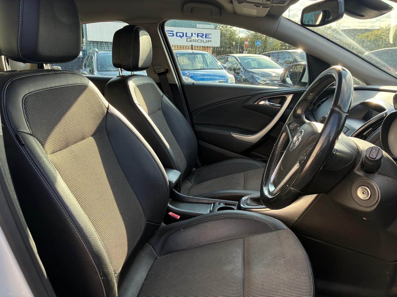 Vauxhall Astra view 13