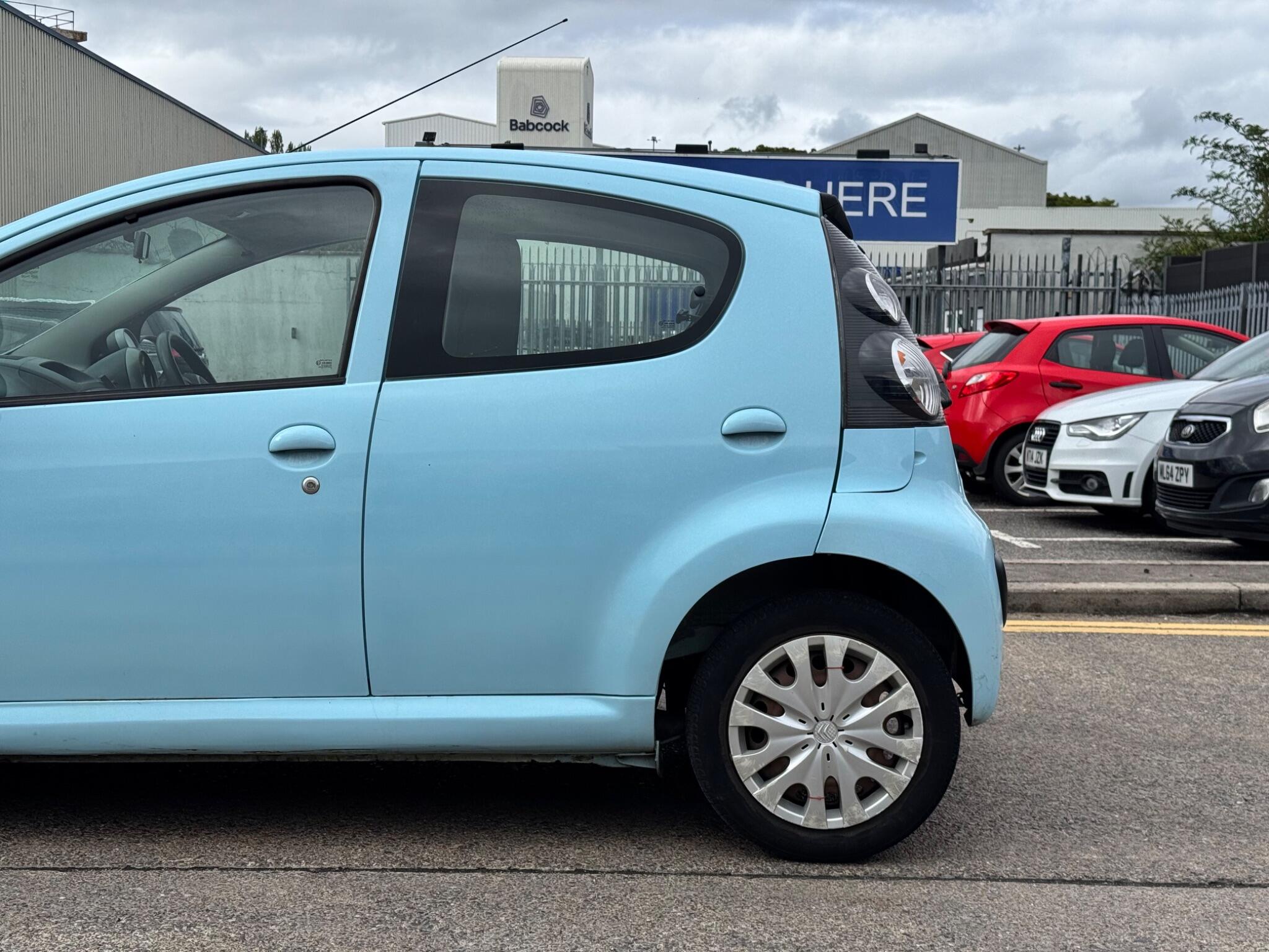 Citroen C1 view 11