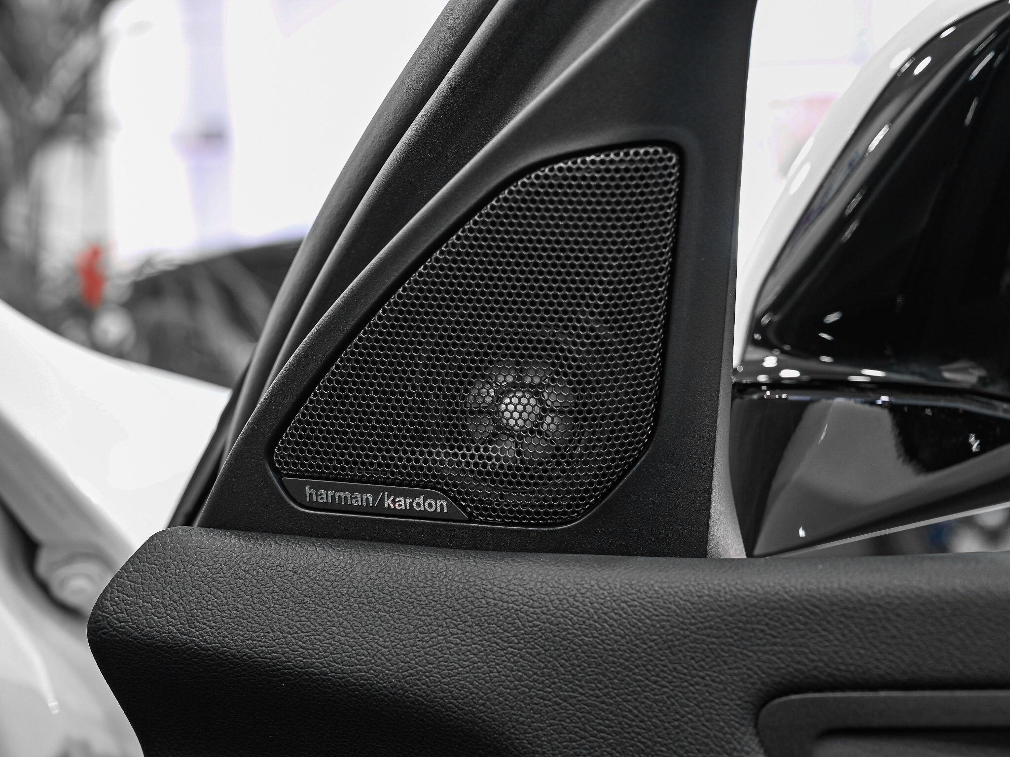BMW 1 Series view 17