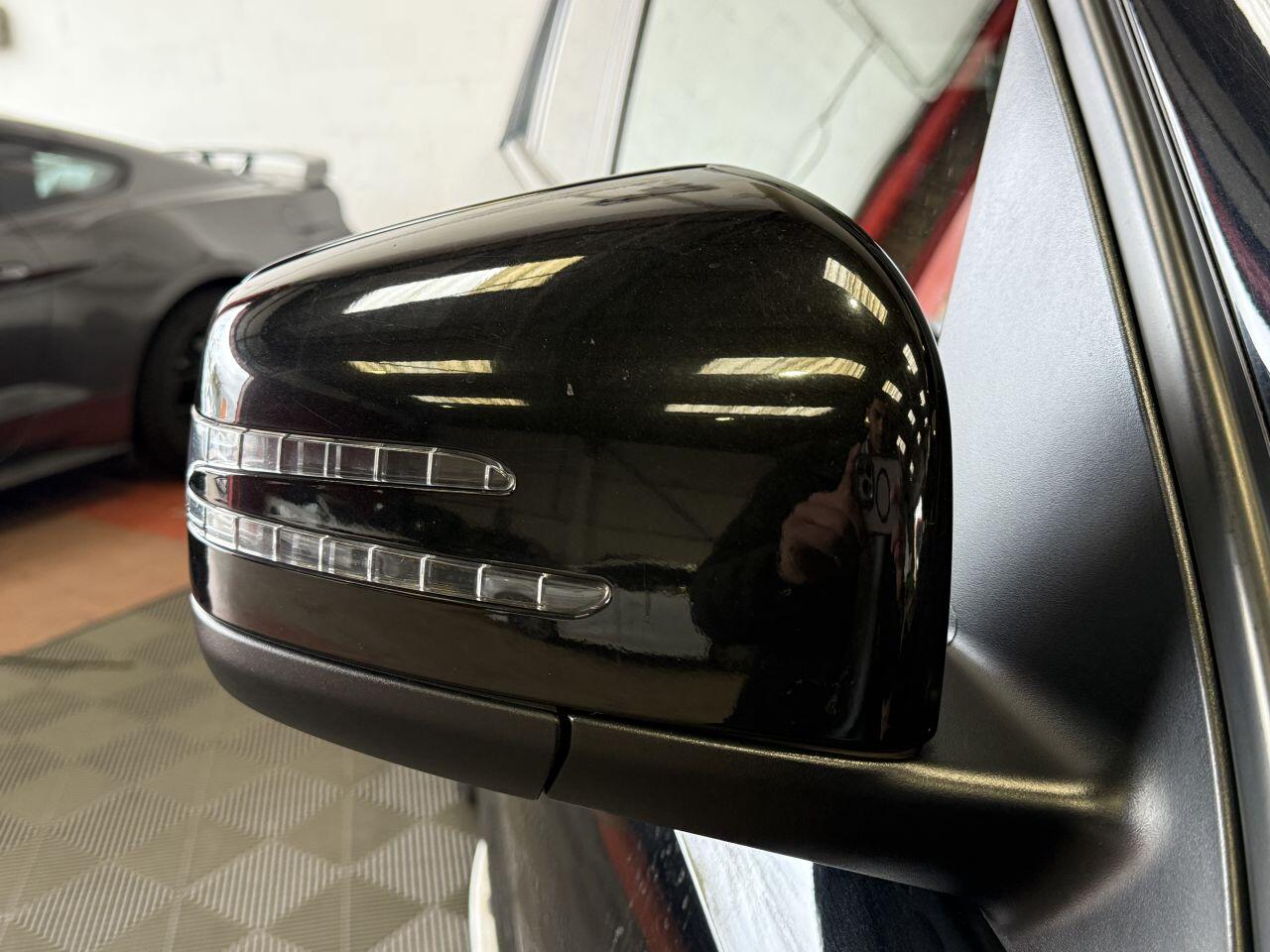 Mercedes-Benz Gle view 24