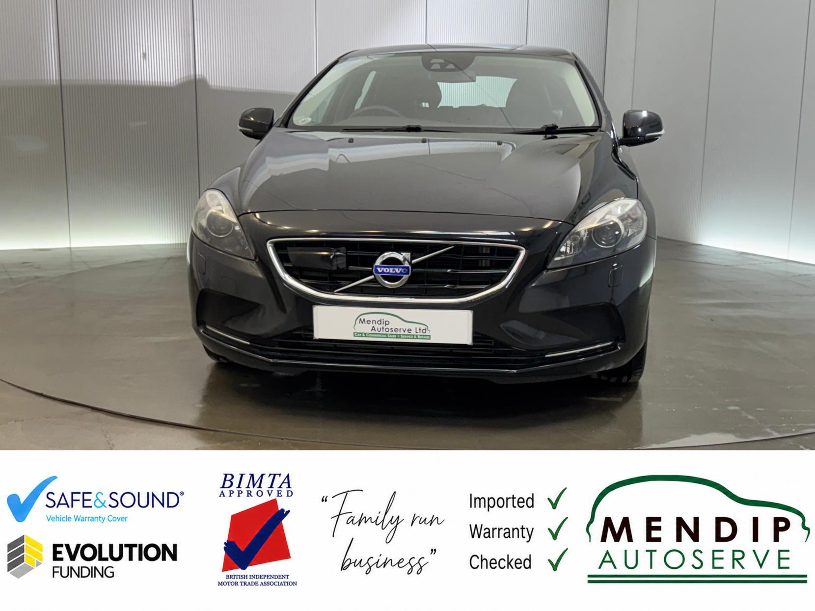 Volvo V40 view 45