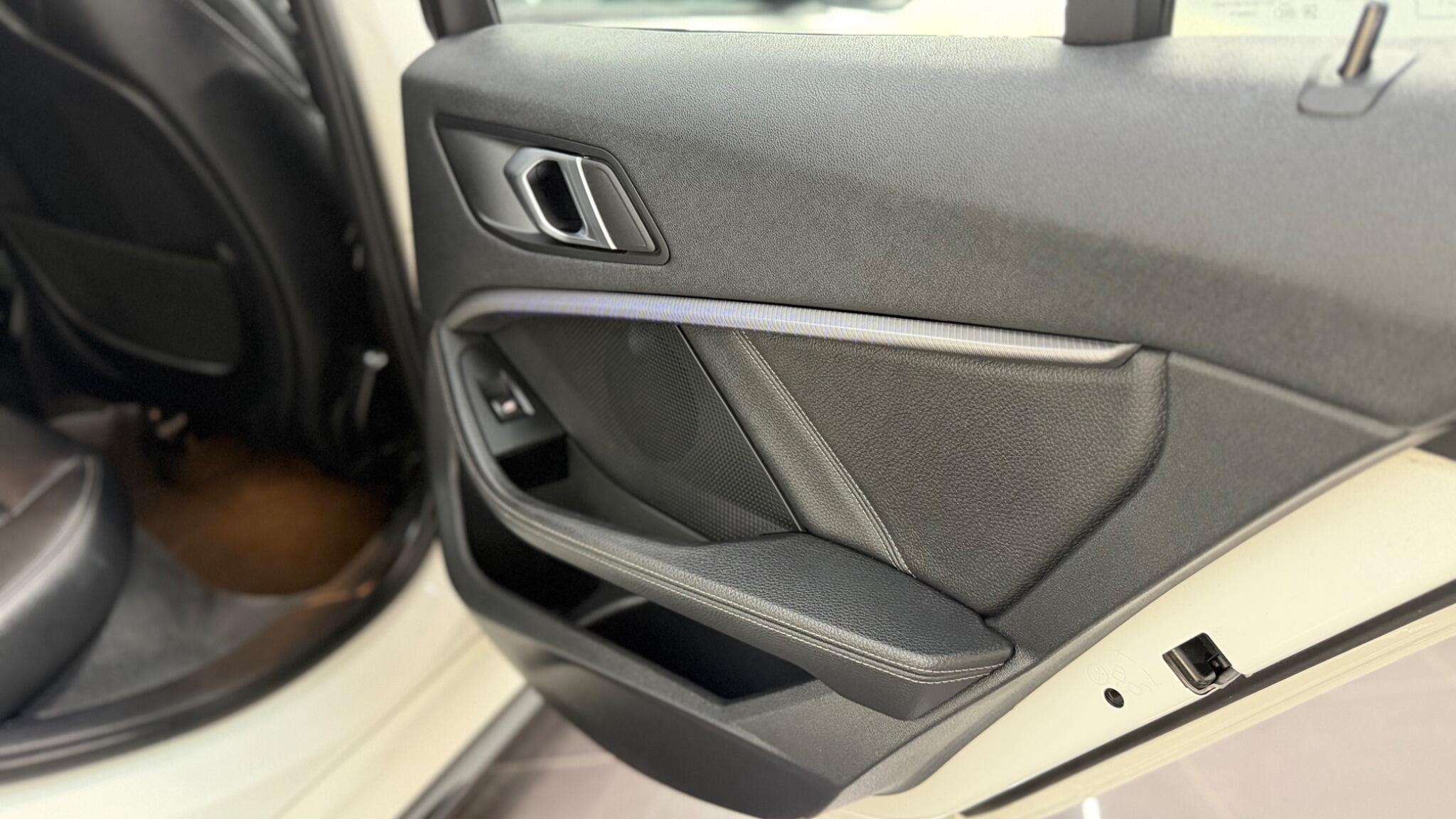 BMW 1 Series view 58