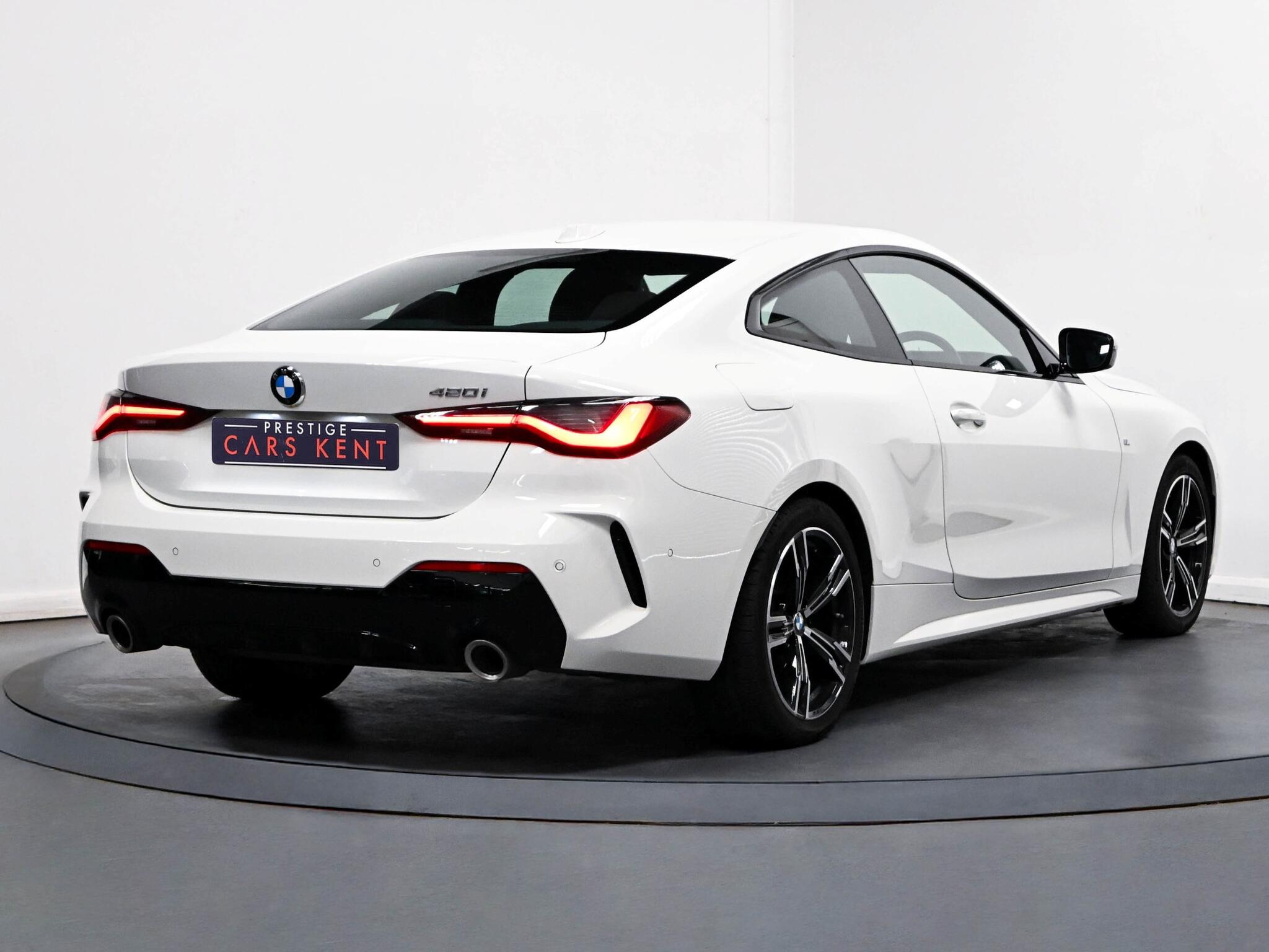 BMW 4 Series view 23