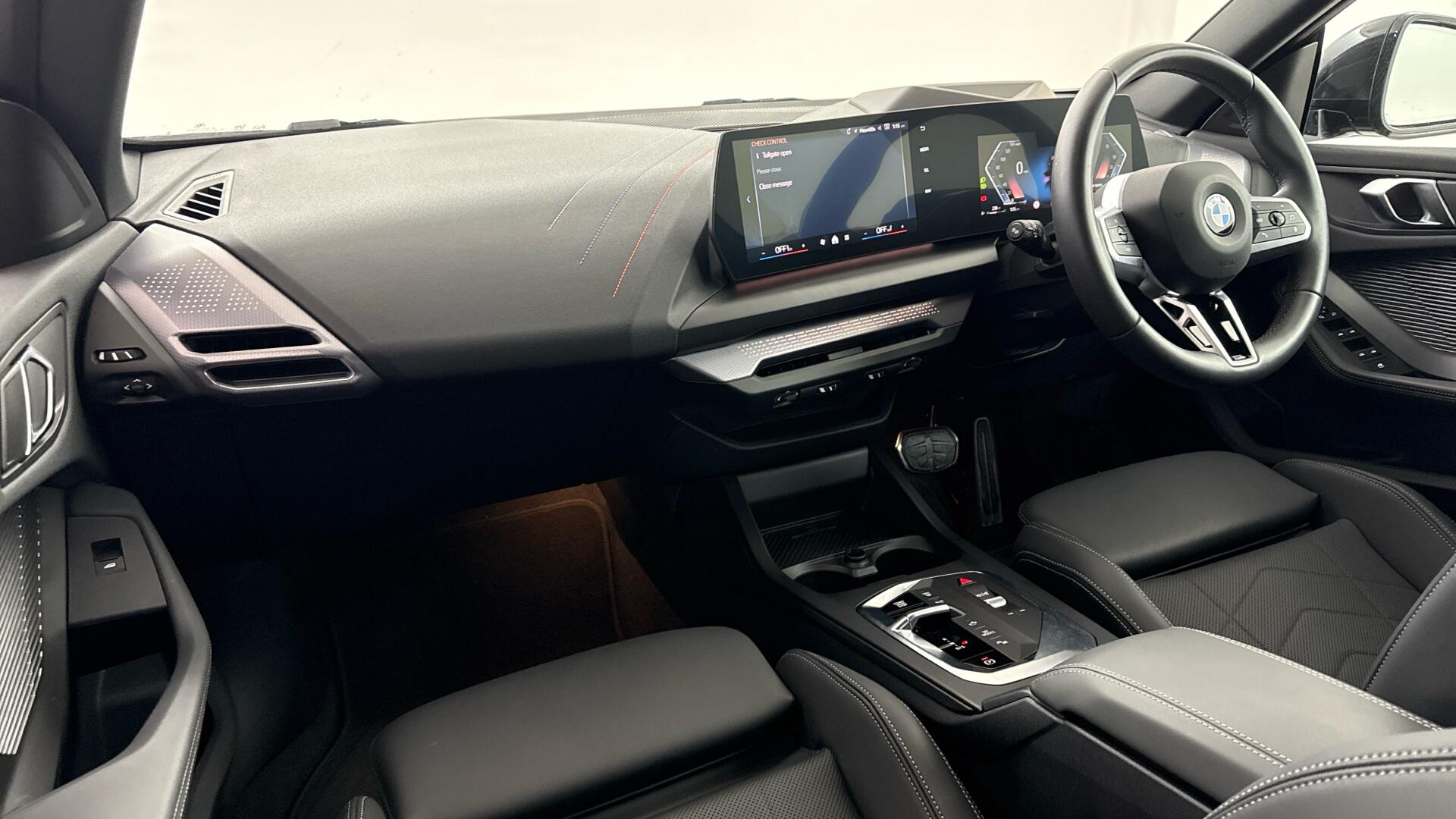 BMW 2 Series view 7