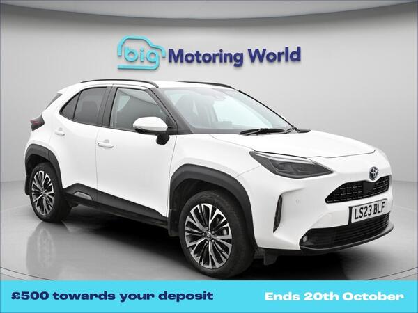 White 2023 Toyota Yaris Cross Estate Front-wheel drive Automatic