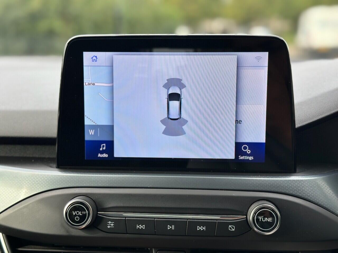 Ford Focus view 19