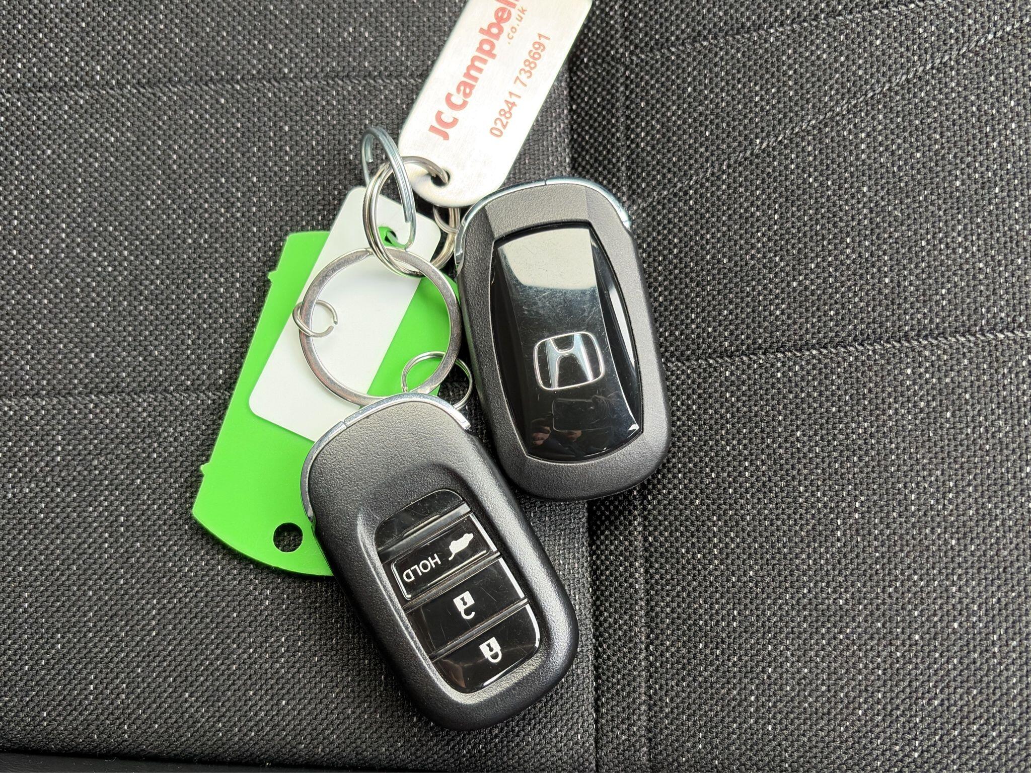HR-V