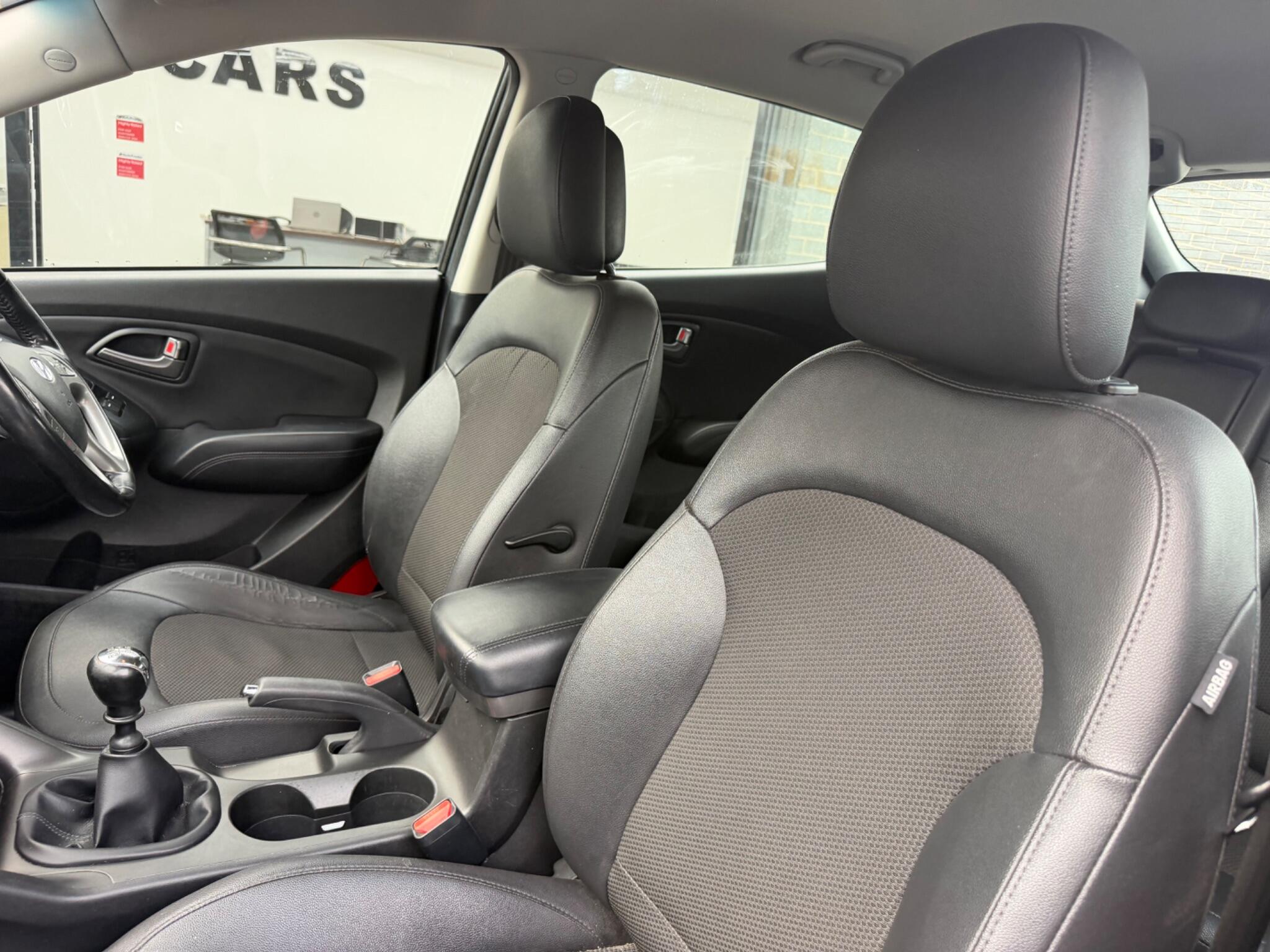 Hyundai Ix35 view 17