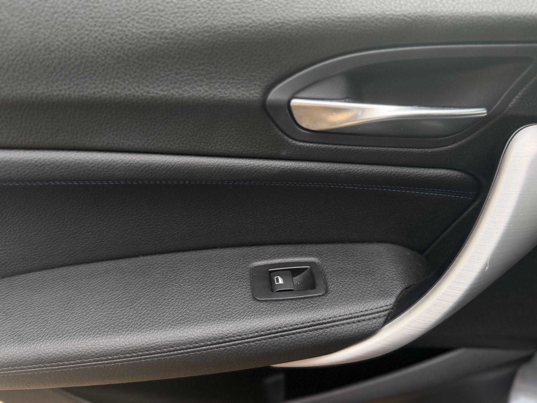 BMW 1 Series view 34