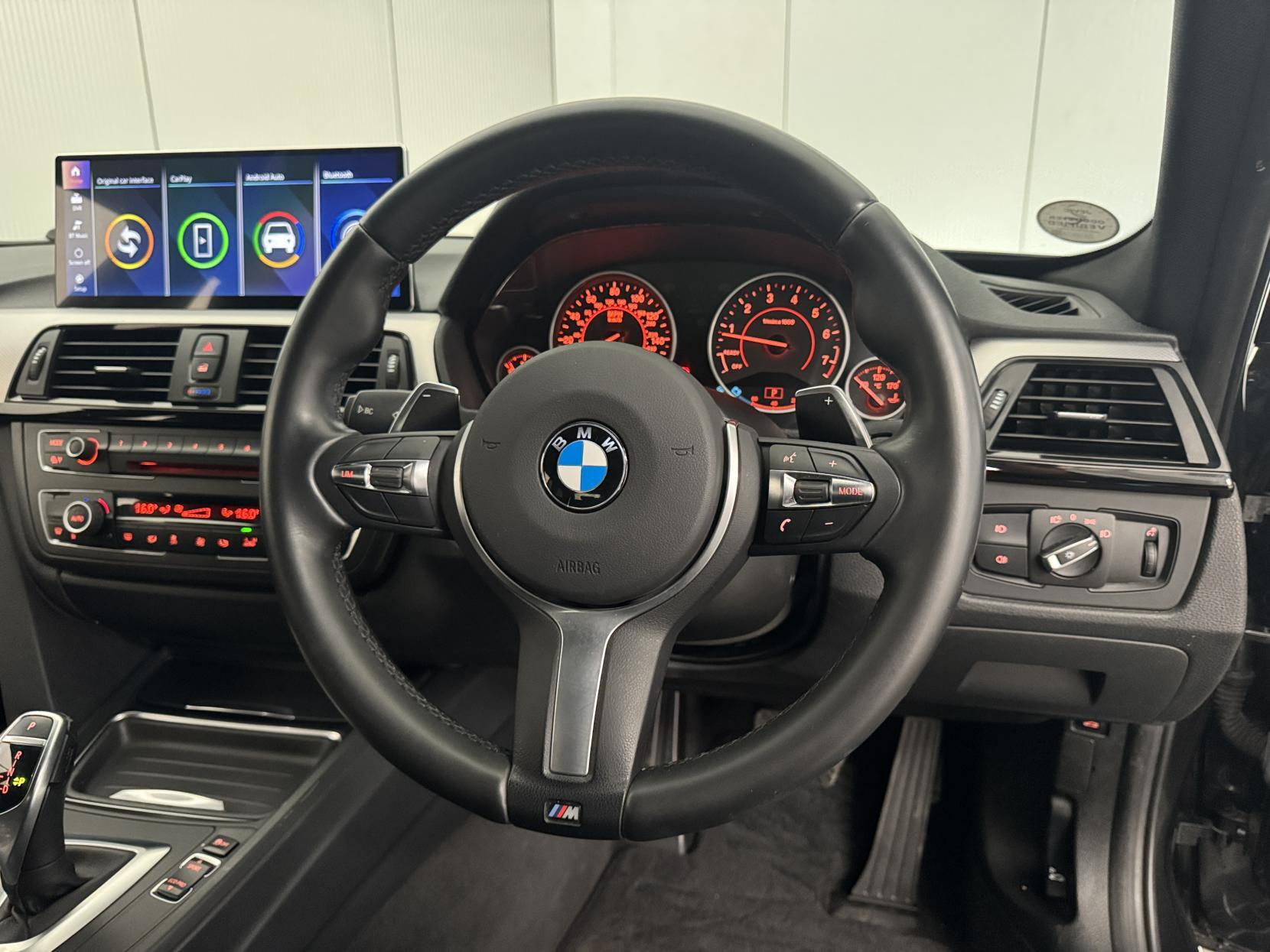 BMW 3 Series view 56