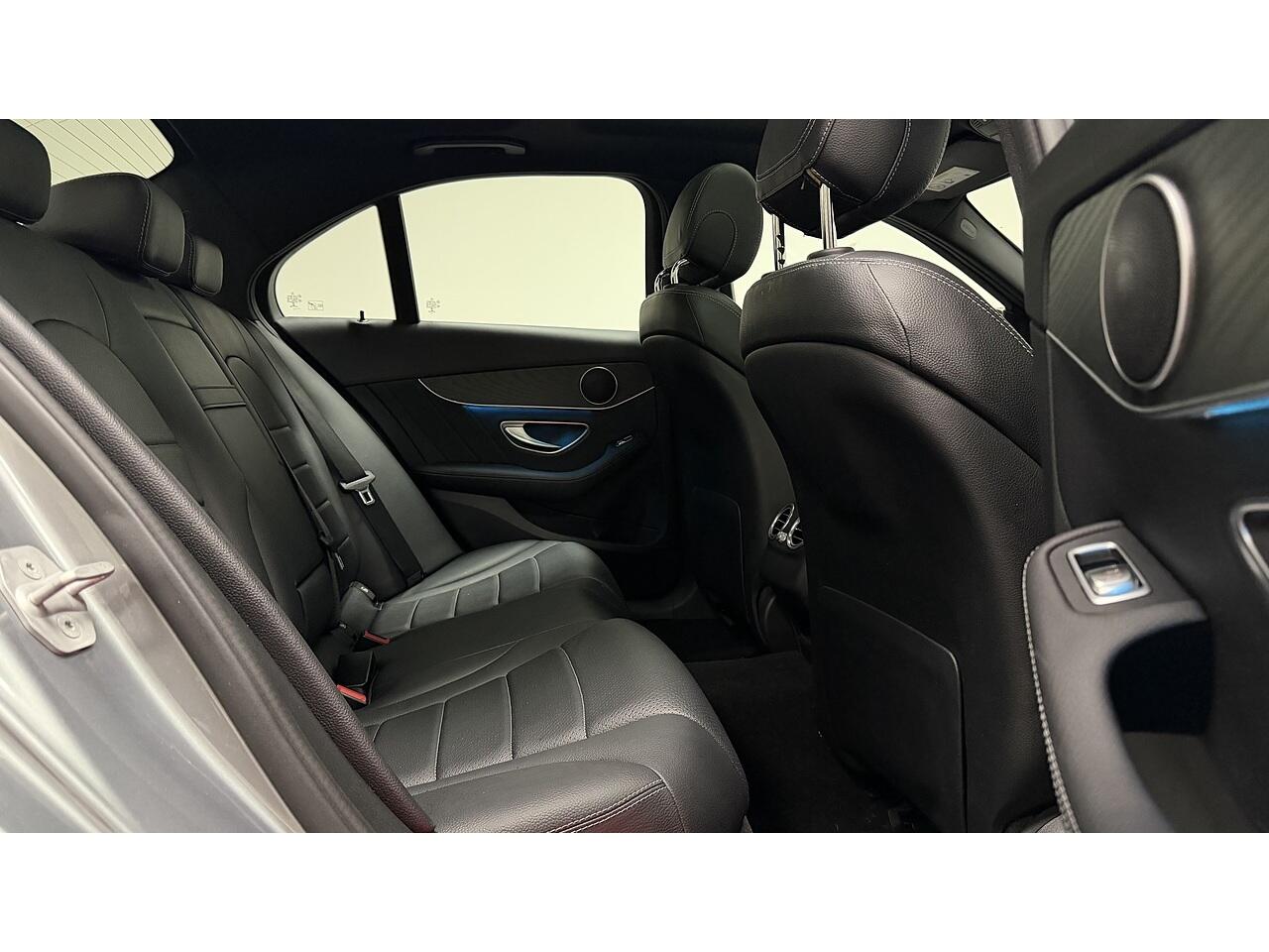 Mercedes-Benz C-Class view 20