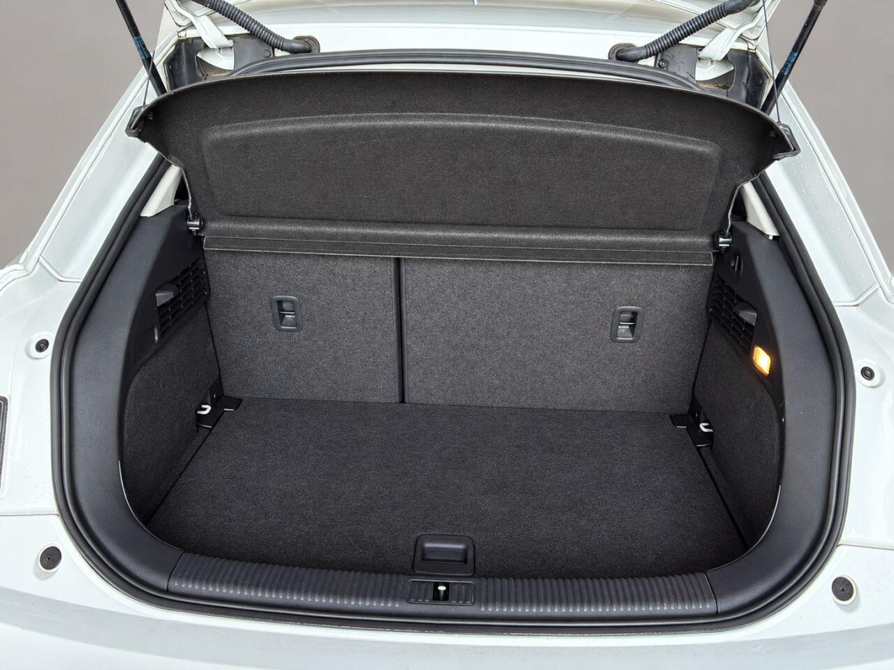 Audi A1 view 8