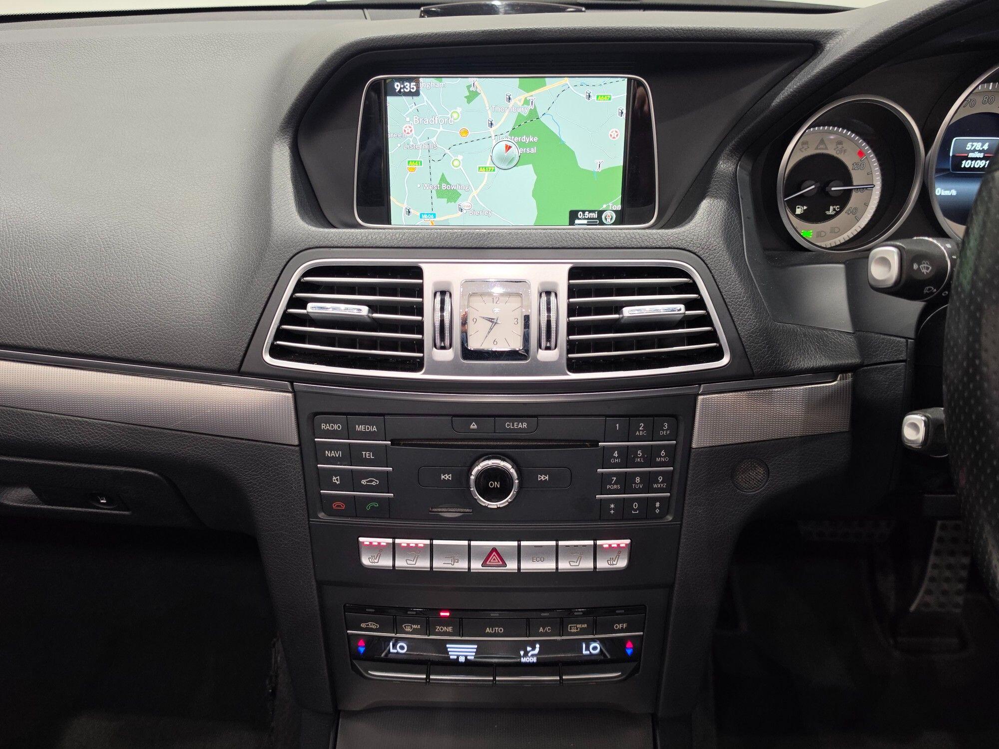 Mercedes-Benz E-Class view 18