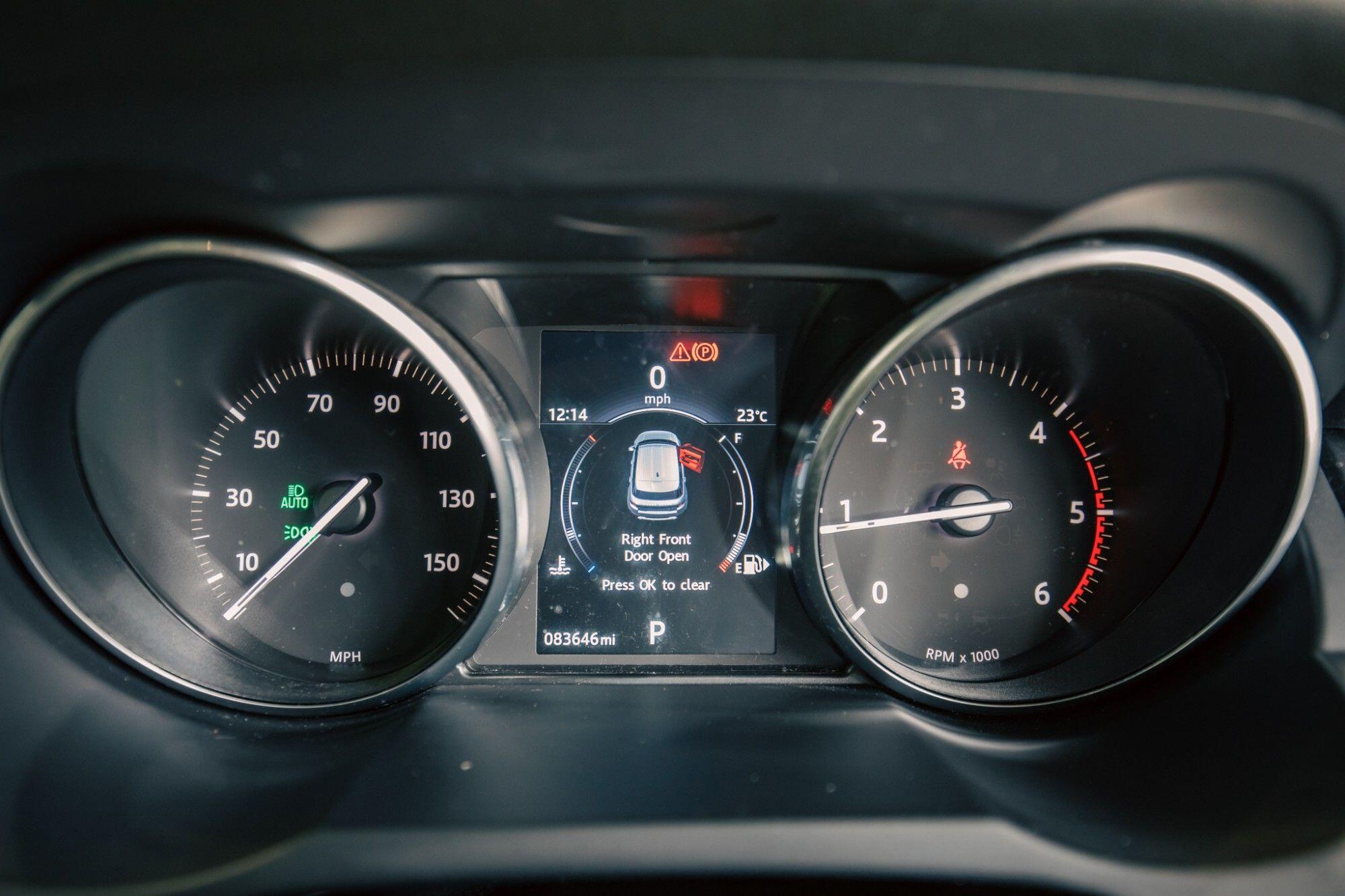 Land Rover Range Rover Evoque view 19