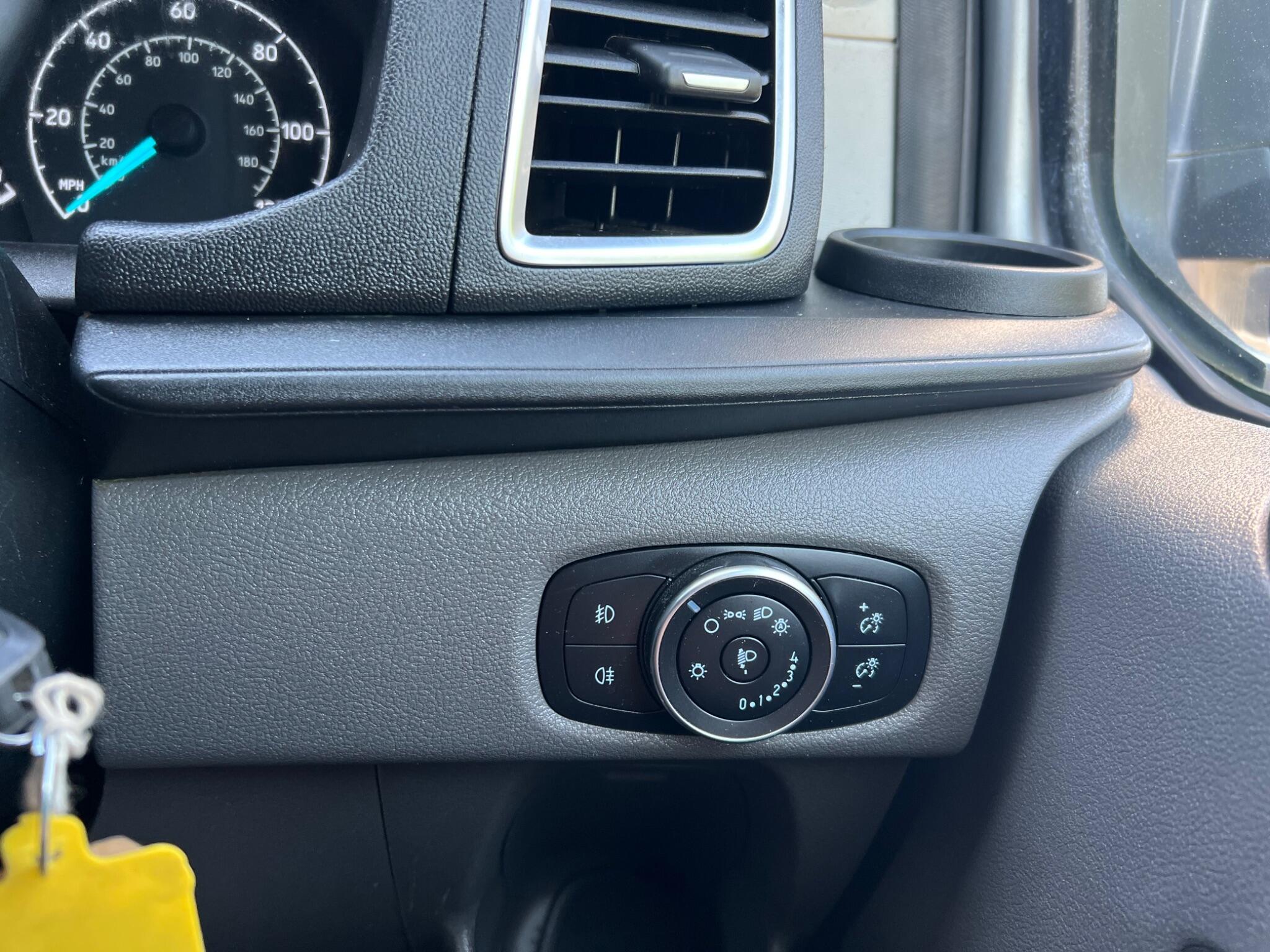 Ford Transit Custom view 61
