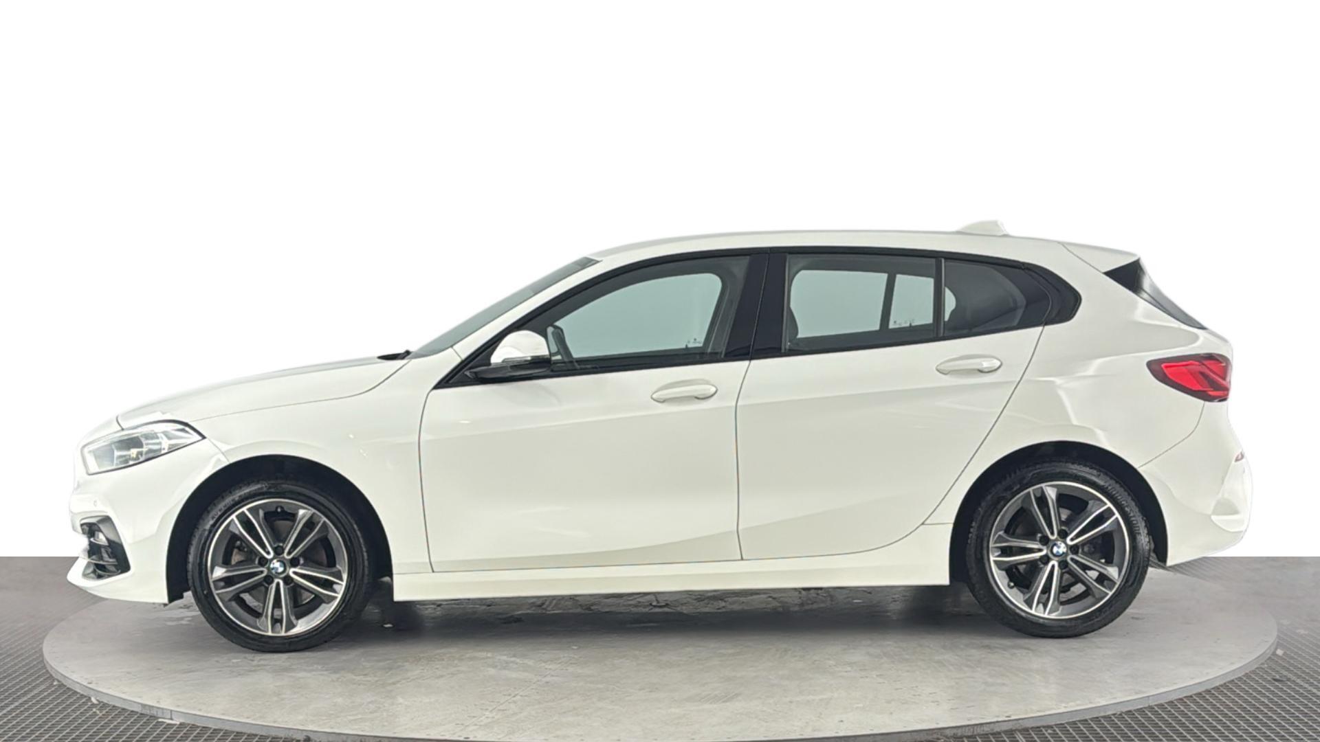 BMW 1 Series view 7