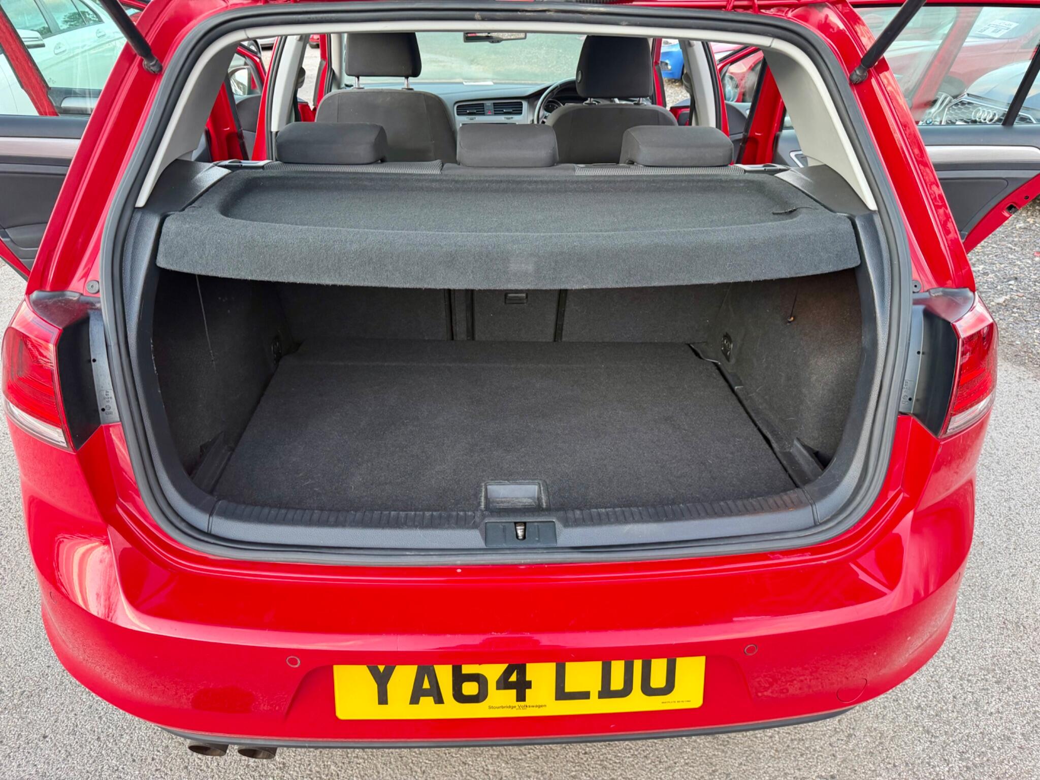 Volkswagen Golf view 54