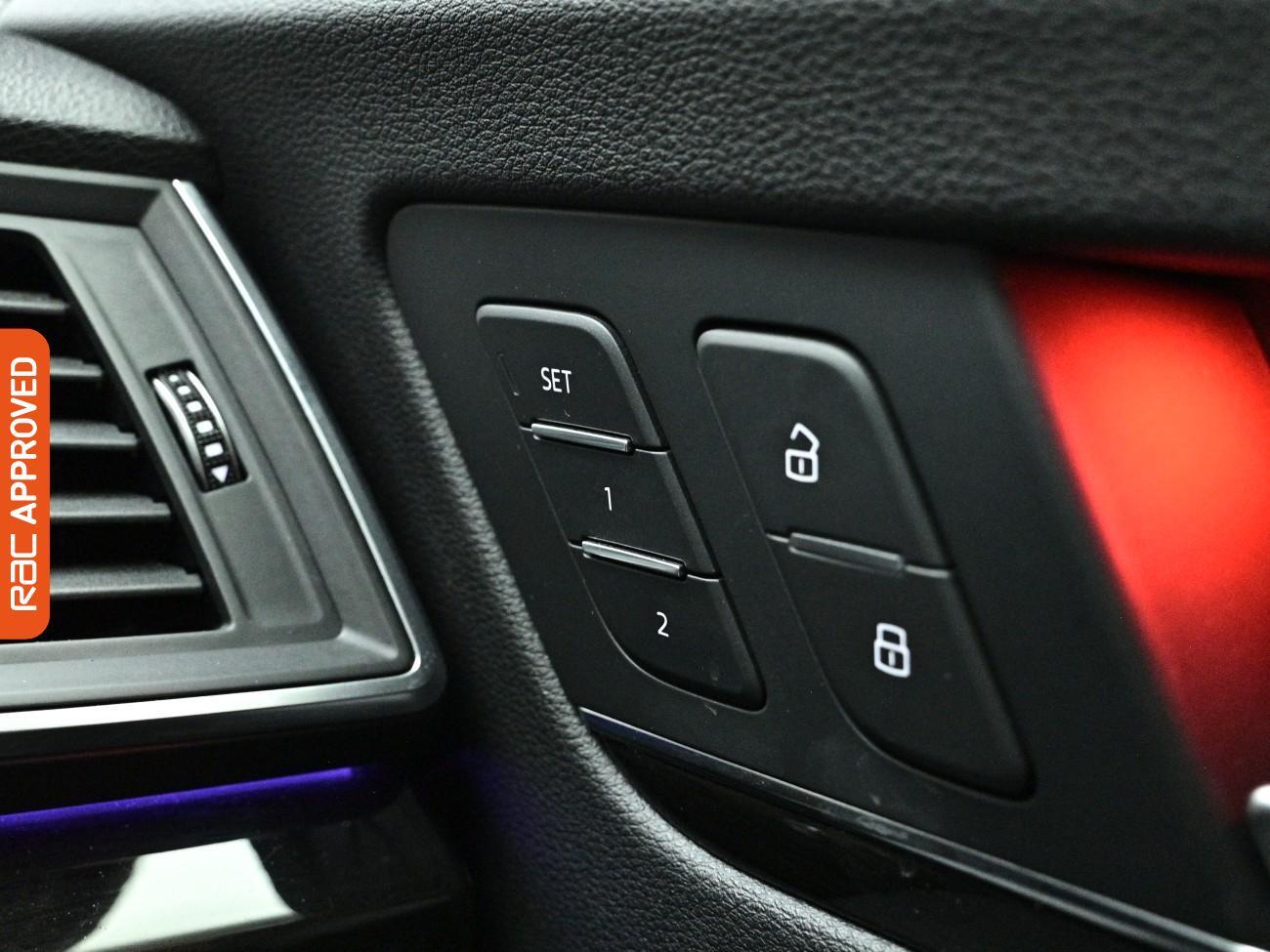 Audi Q5 view 16