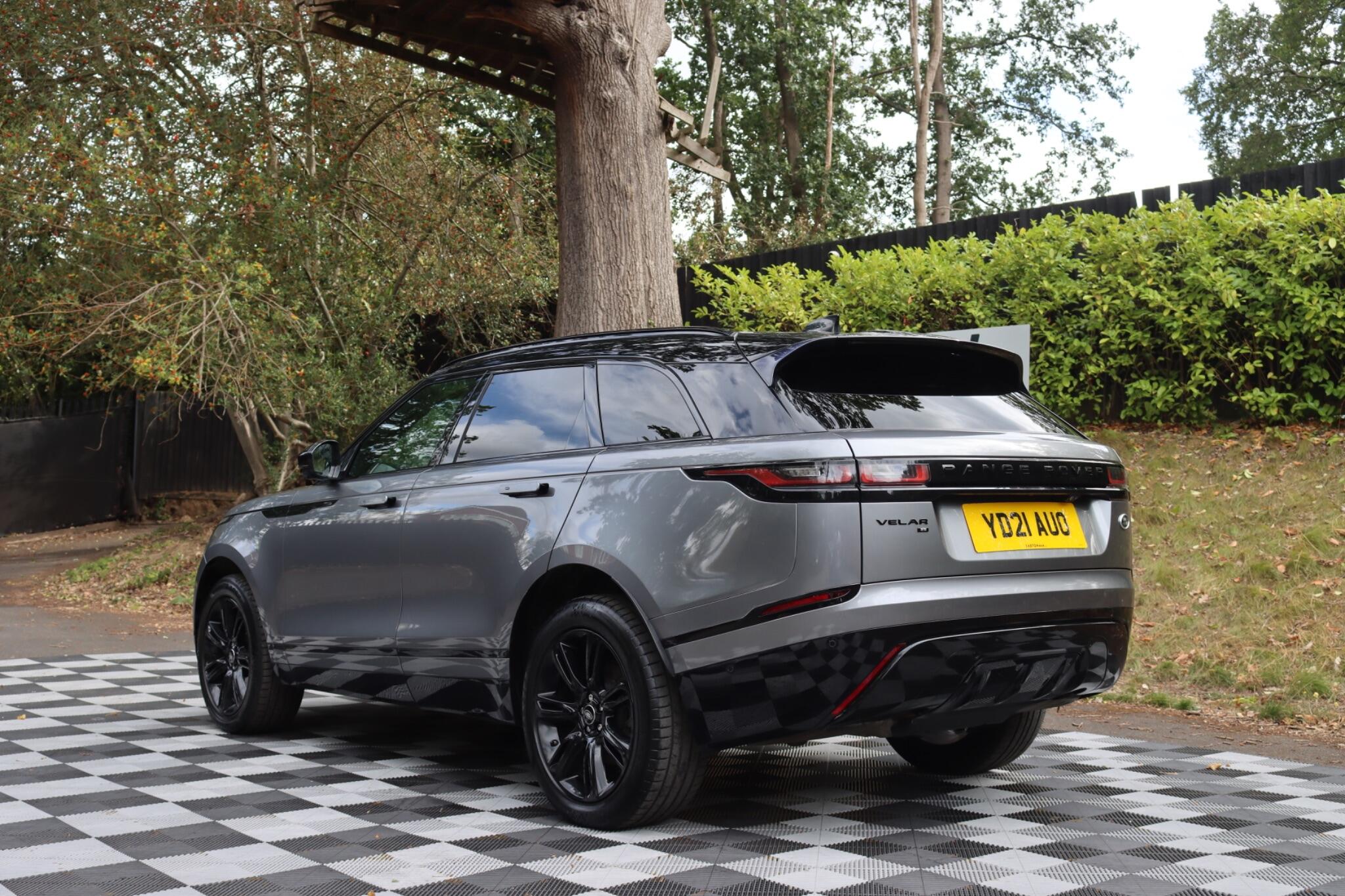 Land Rover Range Rover Velar view 16