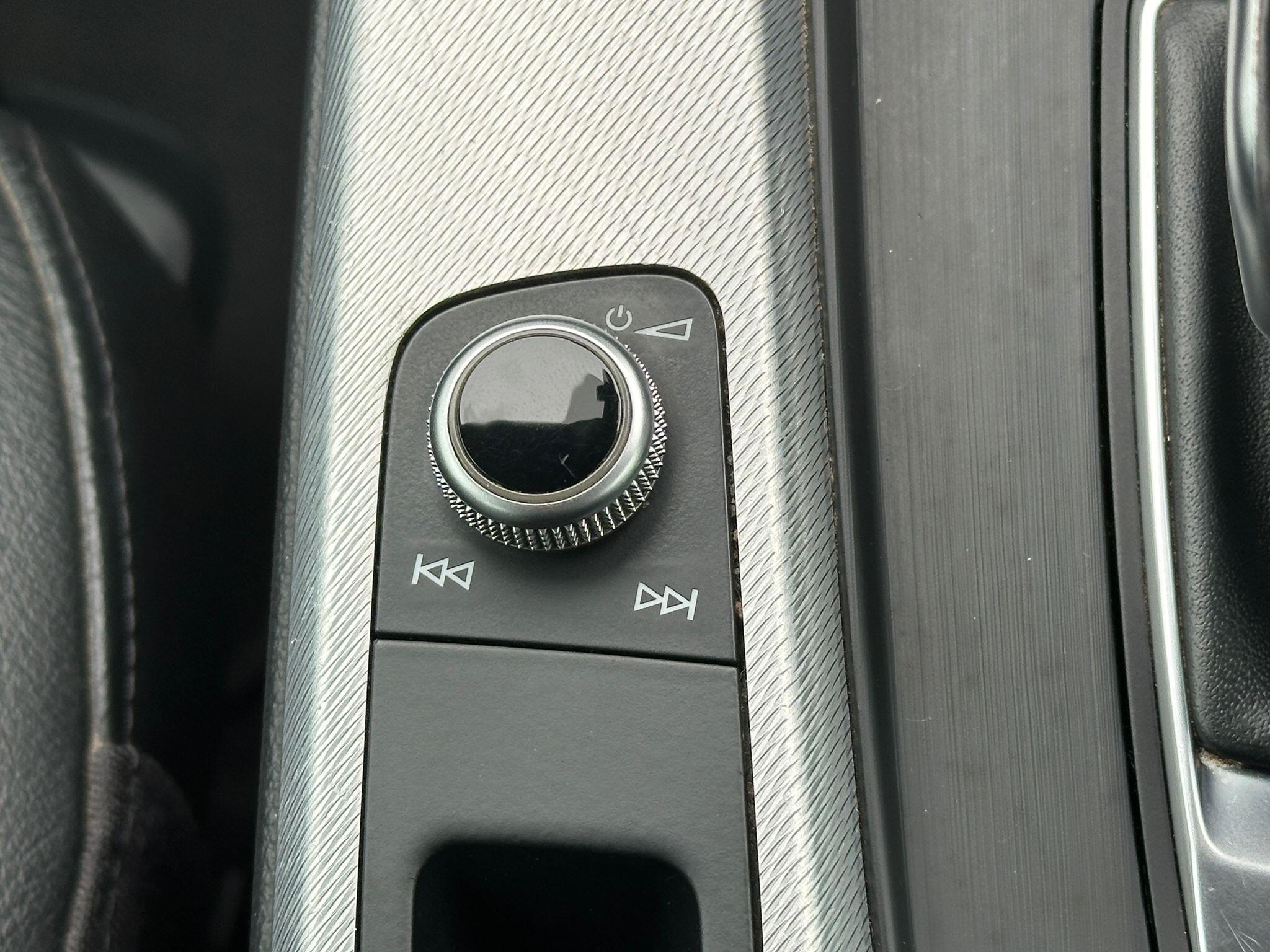 Audi A4 Avant view 23