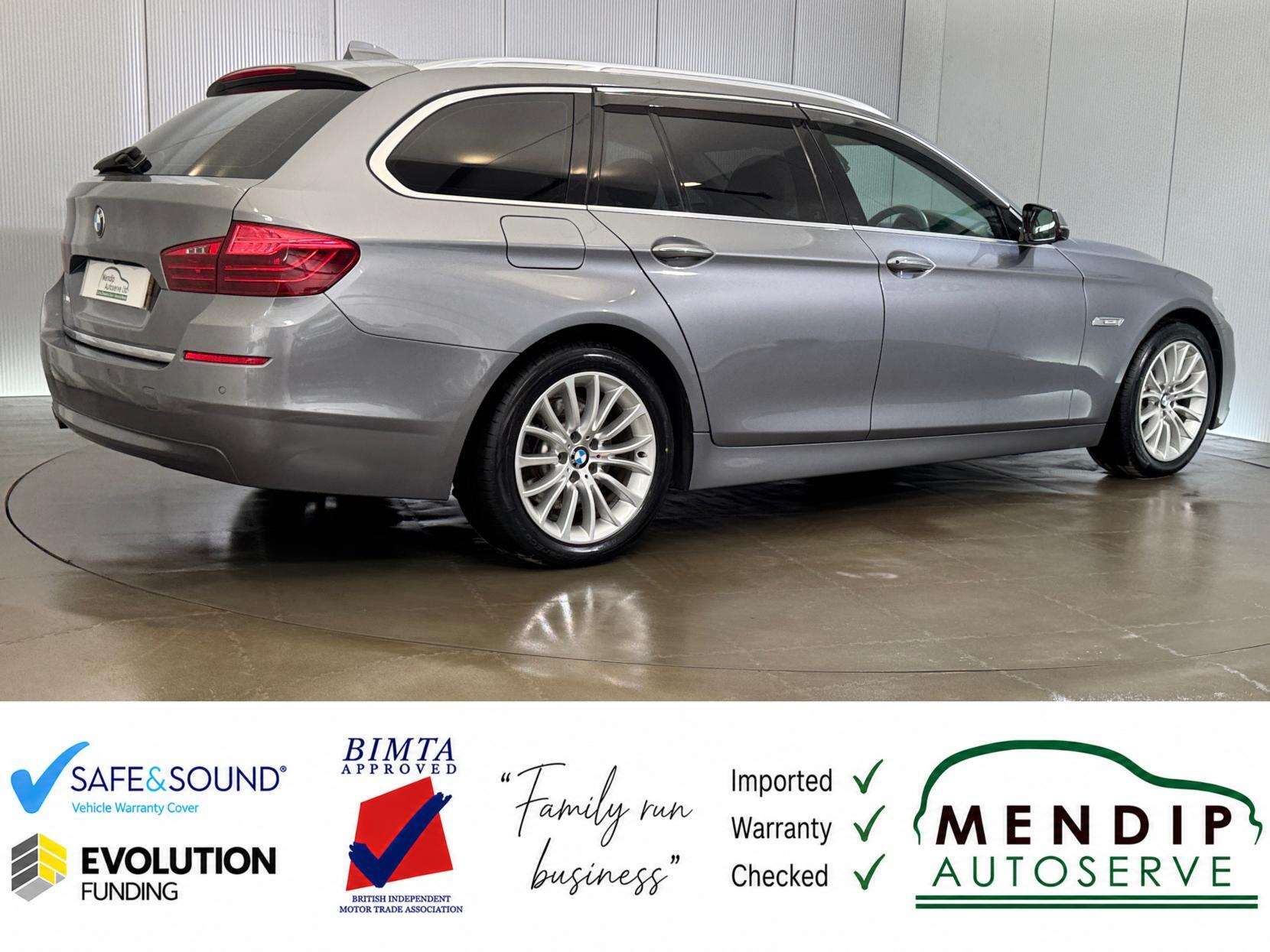 BMW 5 Series view 20