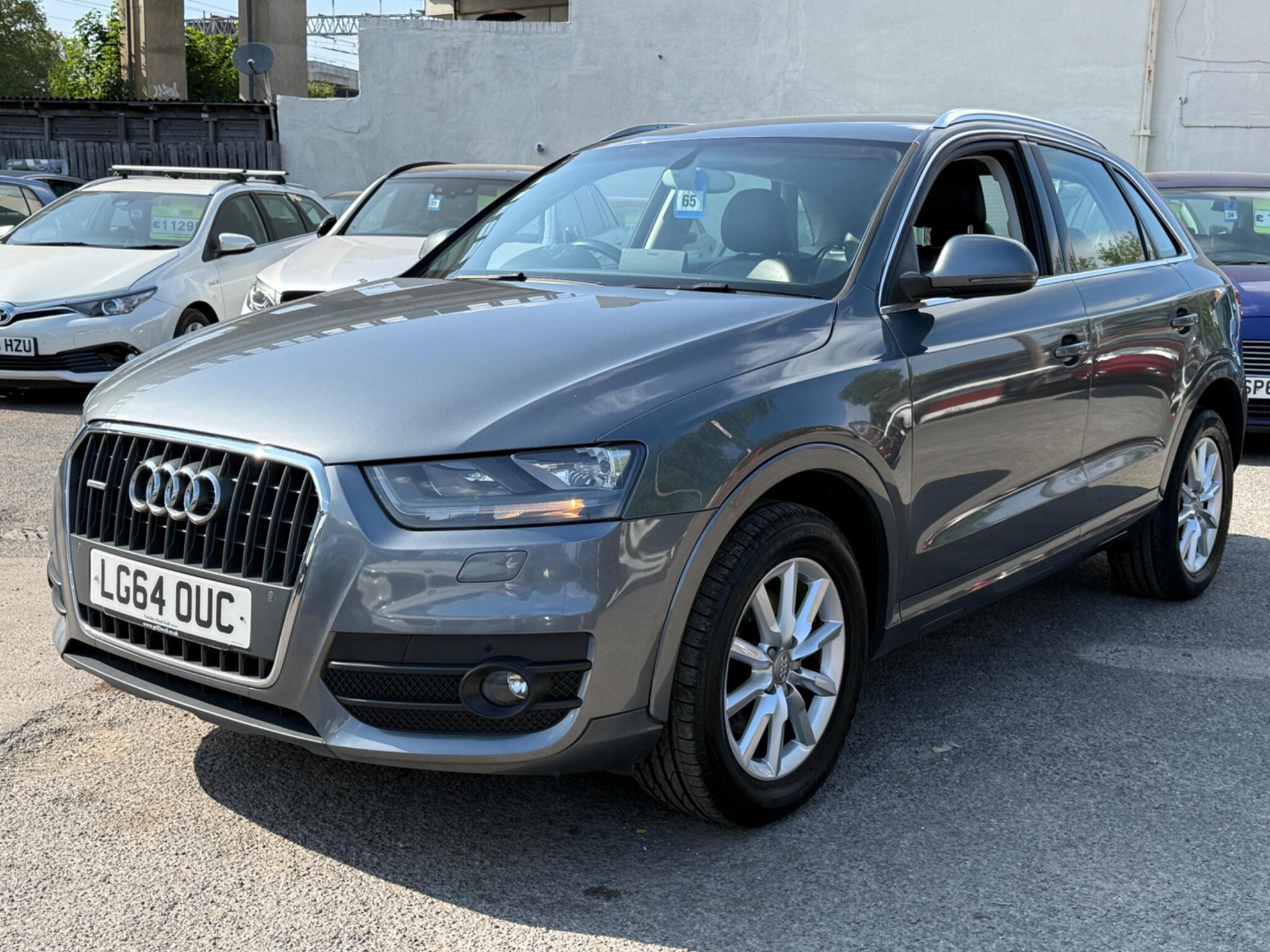 Audi Q3 - Image 8