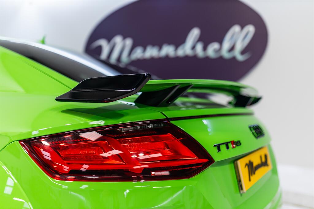 Audi TT RS view 18