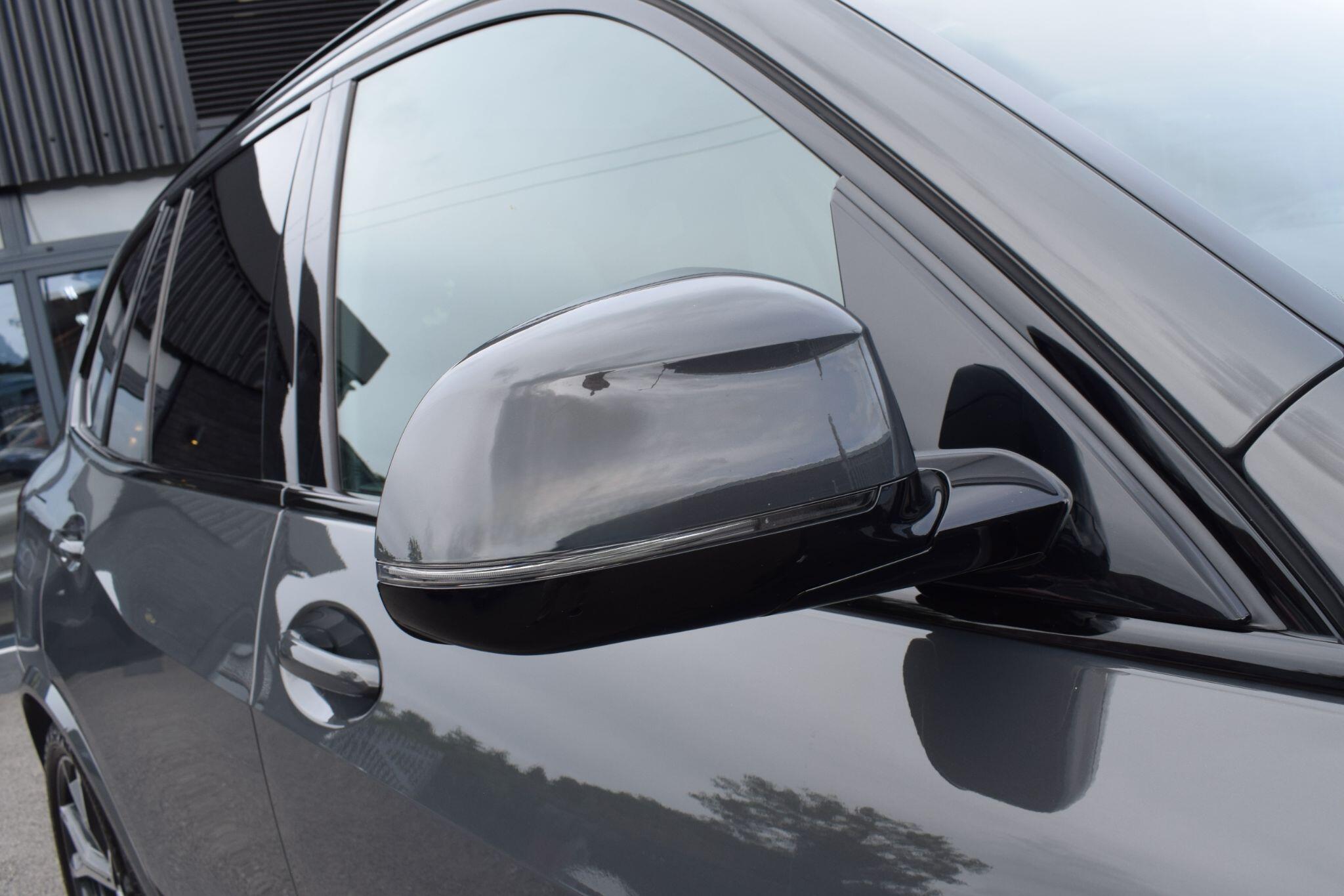 BMW X5 view 38