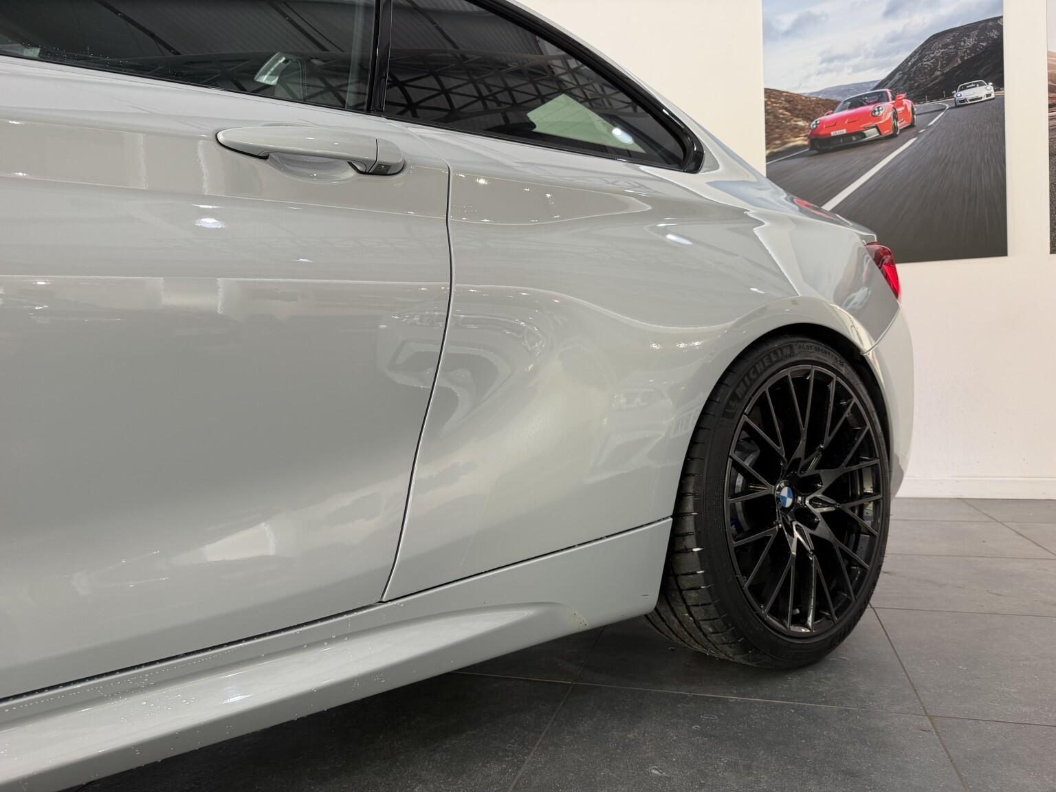 BMW M2 view 24