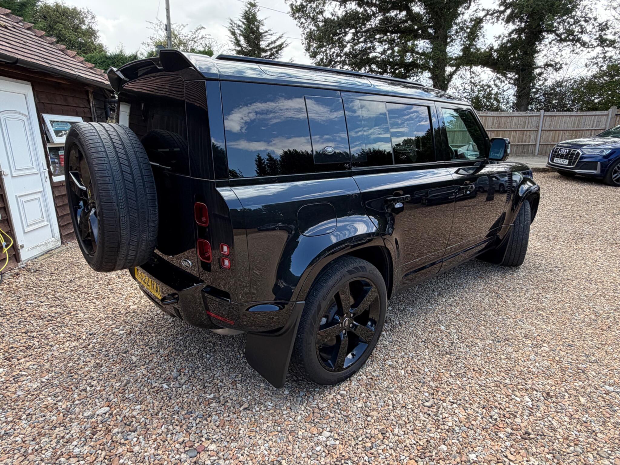 Land Rover Defender view 8