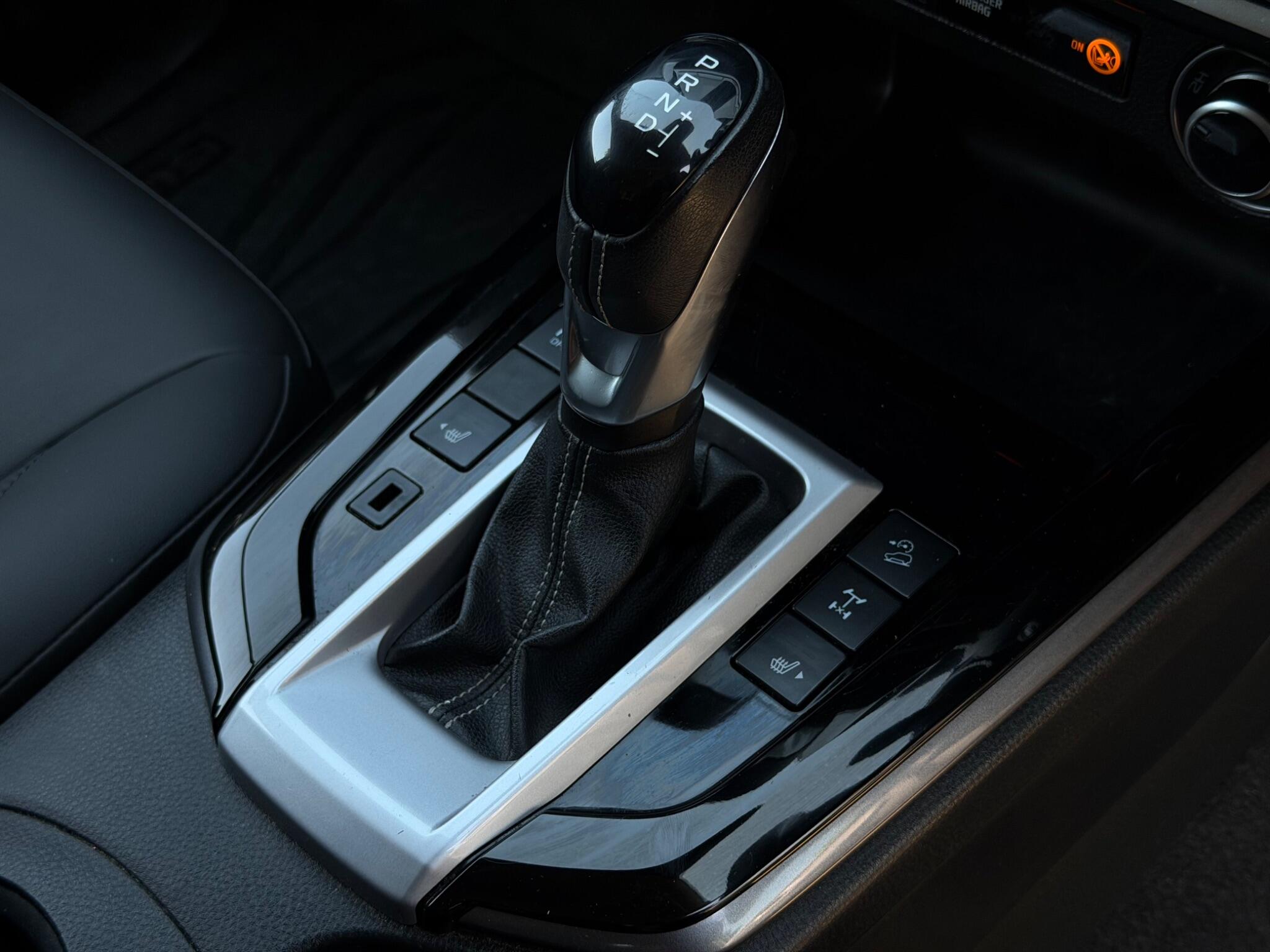 Isuzu D-Max view 26