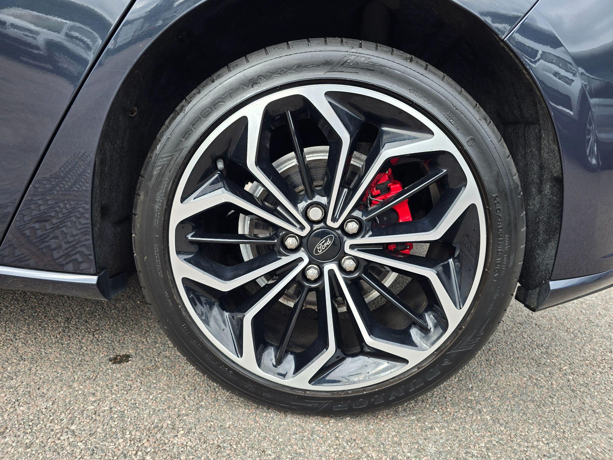 Ford Focus view 69