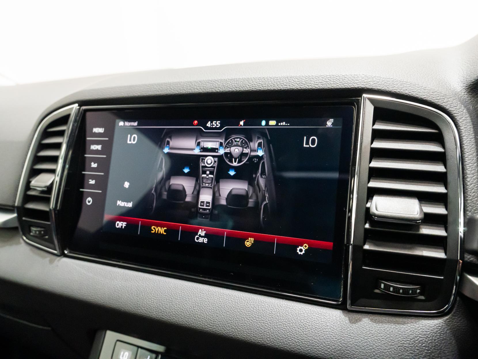 Skoda Karoq view 35
