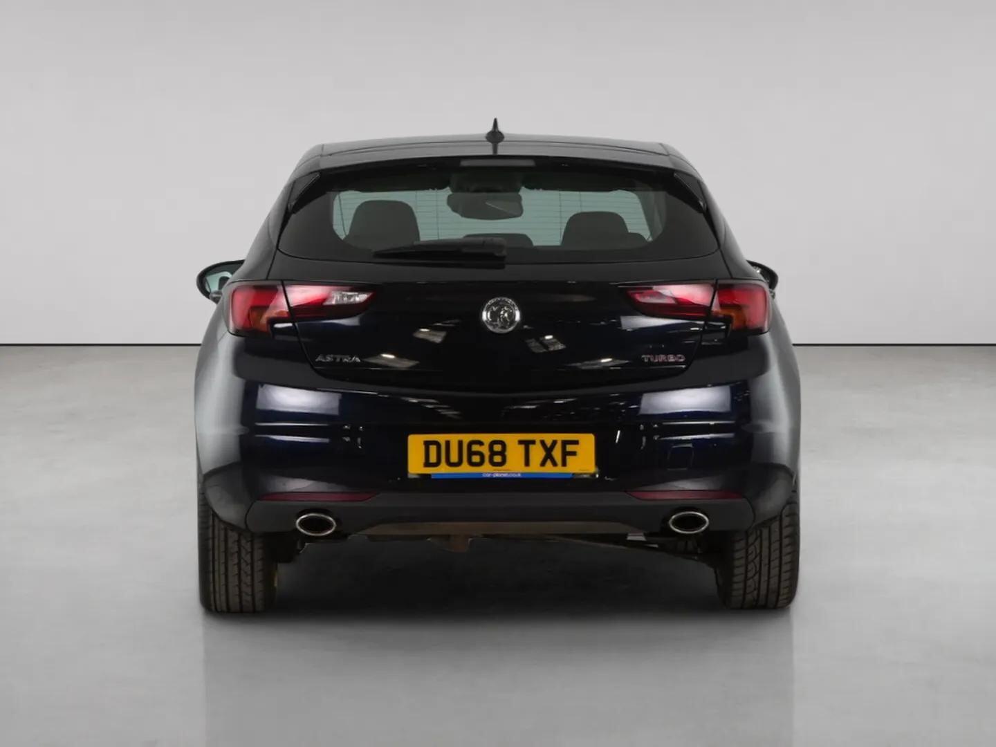 Vauxhall Astra view 7