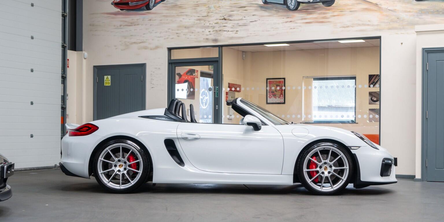 Porsche Boxster view 12