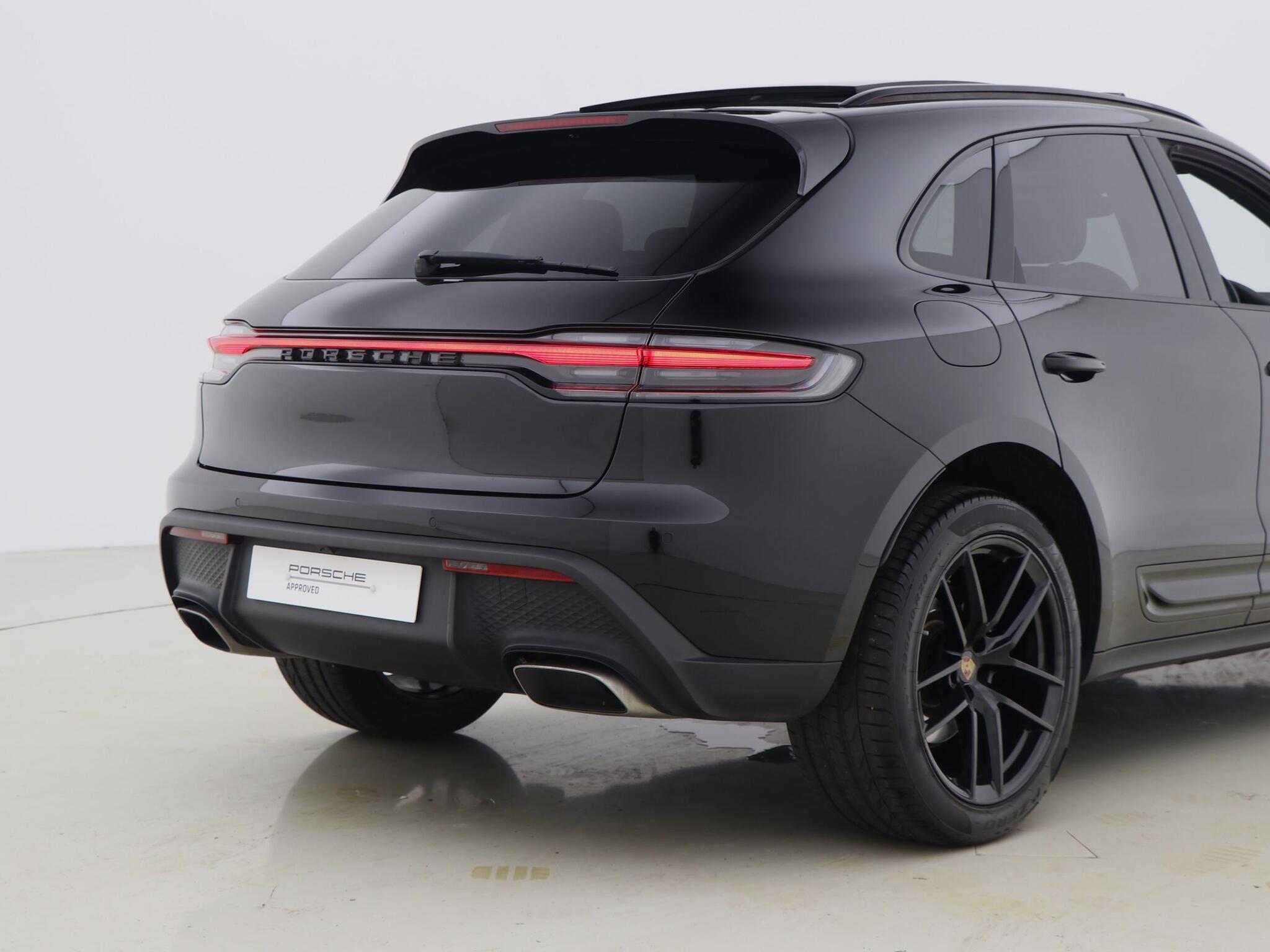 Porsche Macan view 27