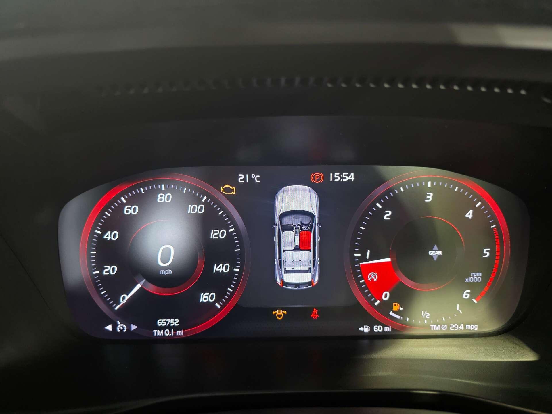 Volvo XC40 view 15